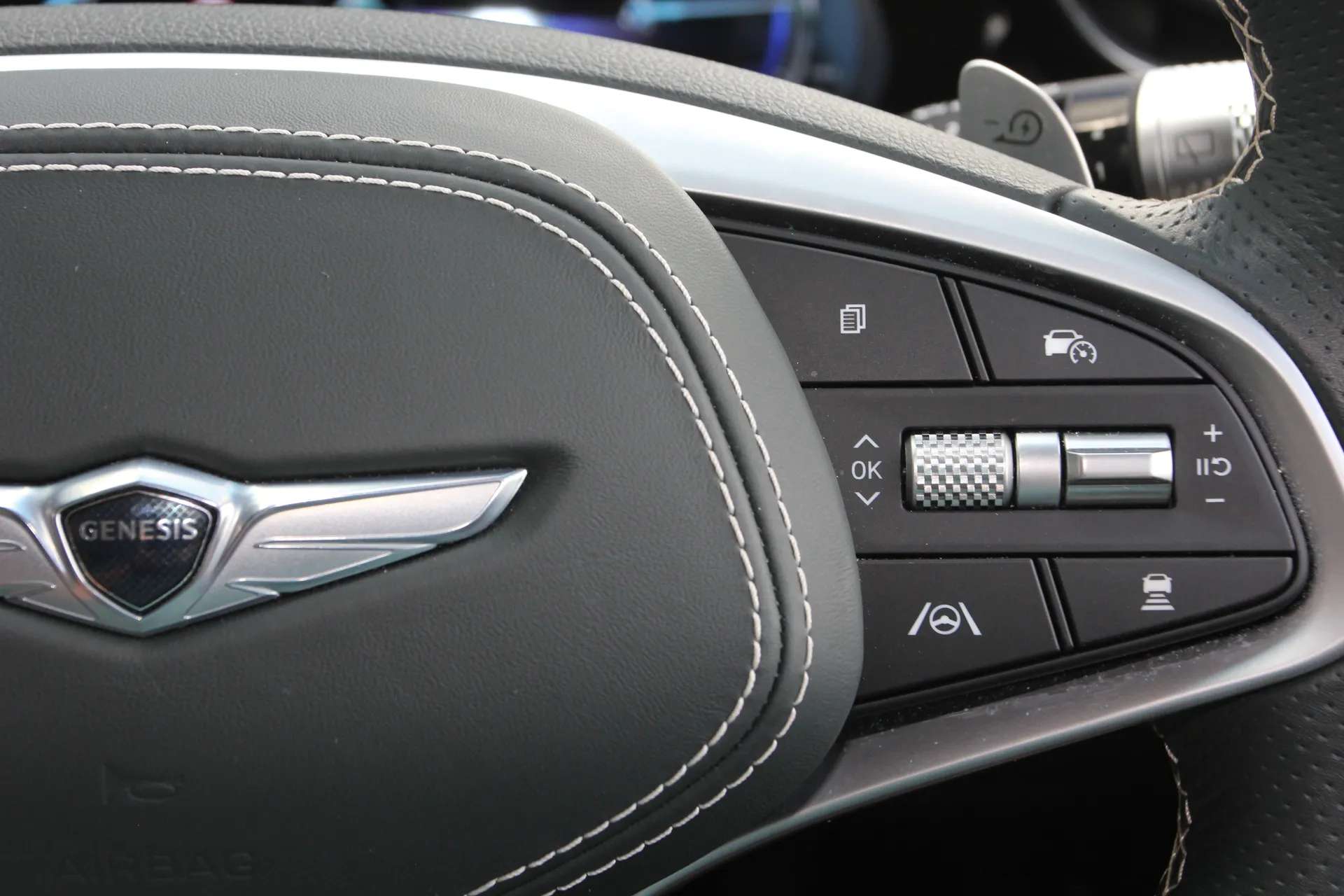 2022 GENESIS GV70 2022 GENESIS GV70