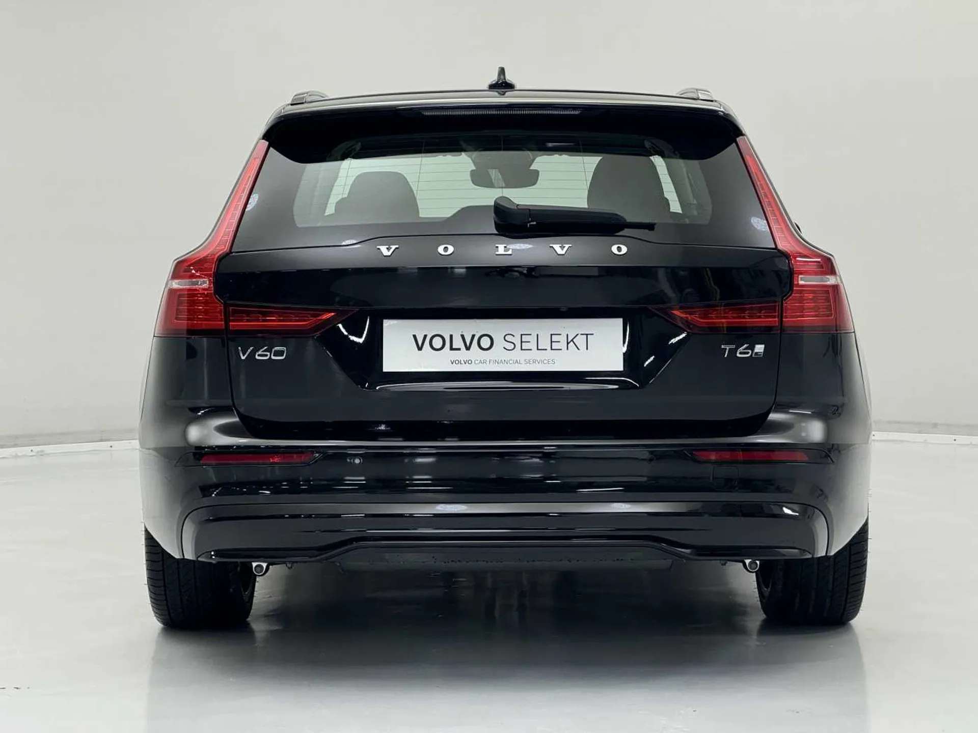2024 VOLVO V60 2024 VOLVO V60
