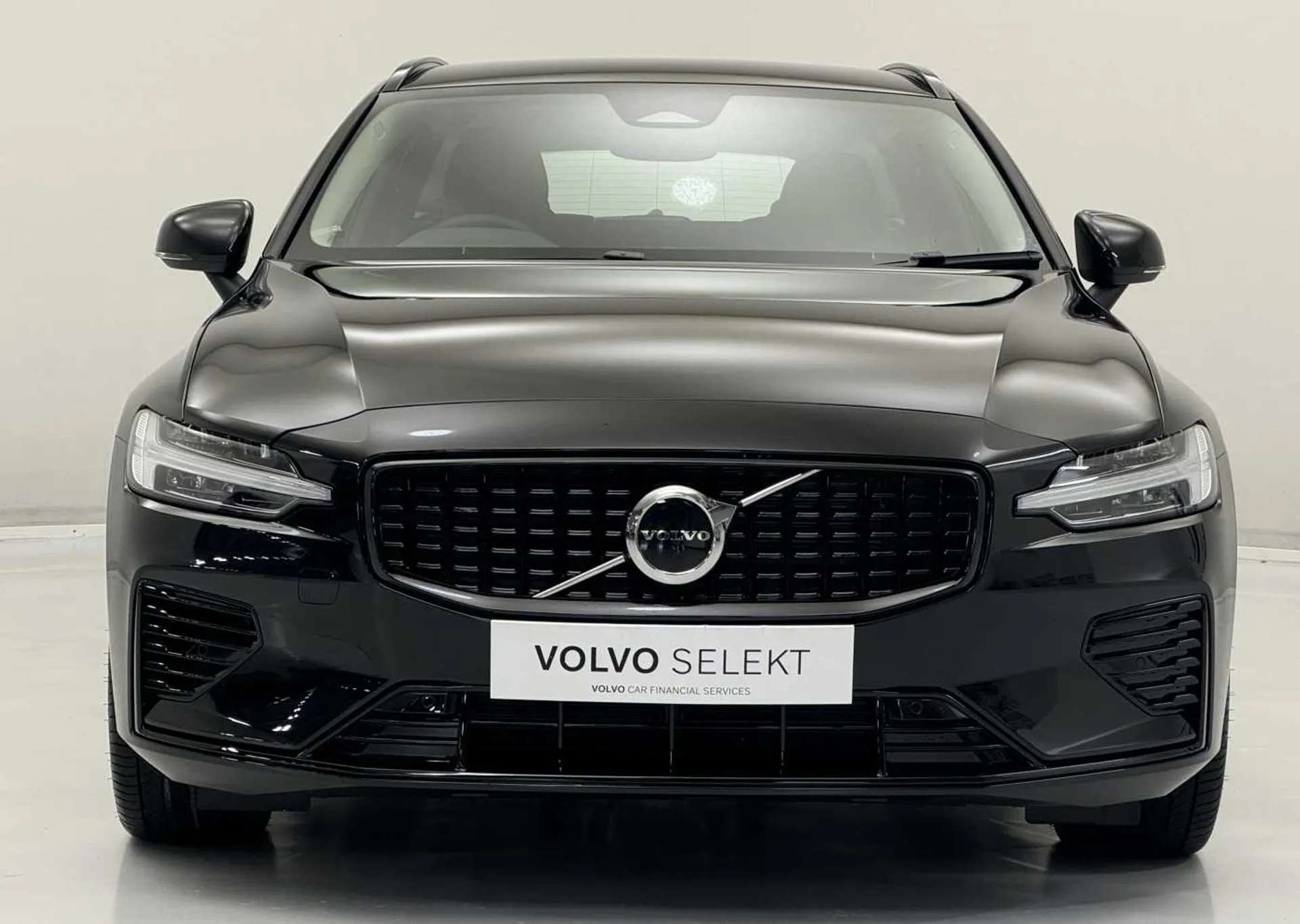 2024 VOLVO V60 2024 VOLVO V60