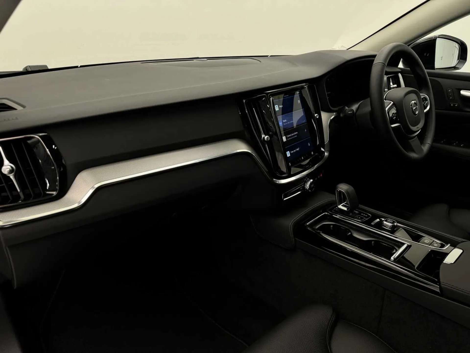 2024 VOLVO V60 2024 VOLVO V60