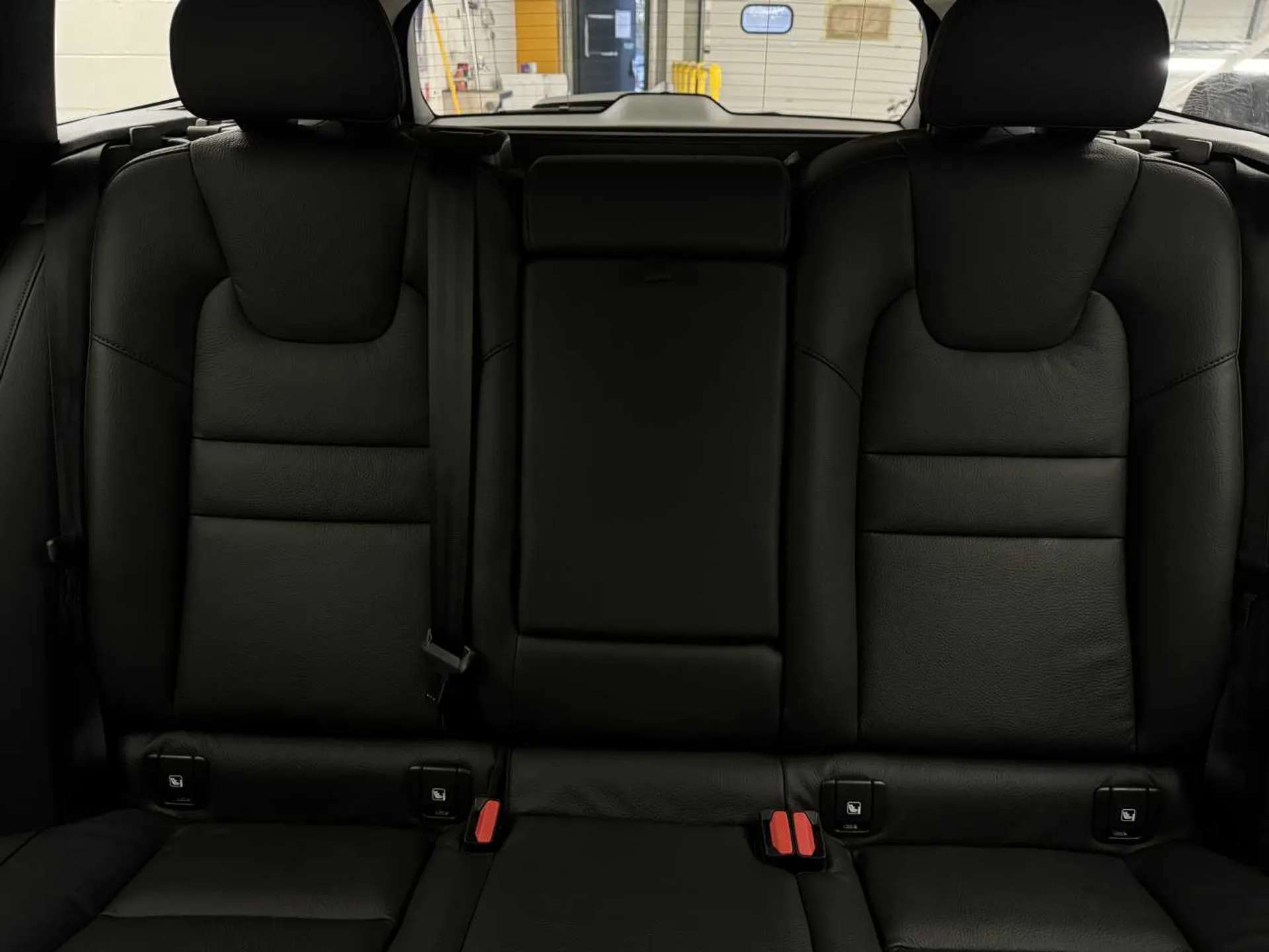 2024 VOLVO V60 2024 VOLVO V60