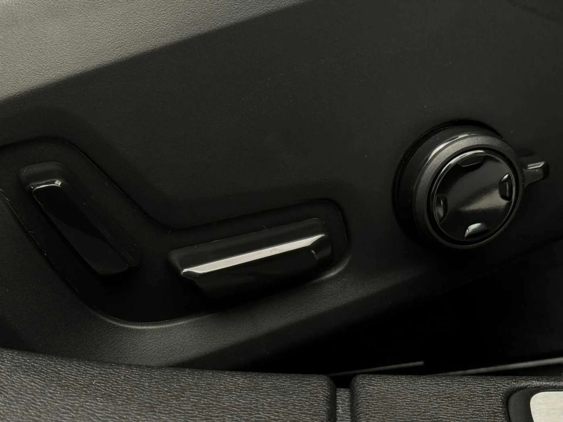 2024 VOLVO V60 2024 VOLVO V60