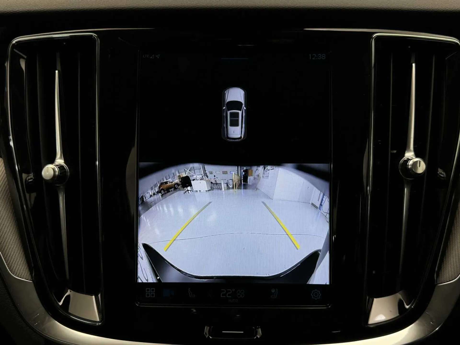 2024 VOLVO V60 2024 VOLVO V60