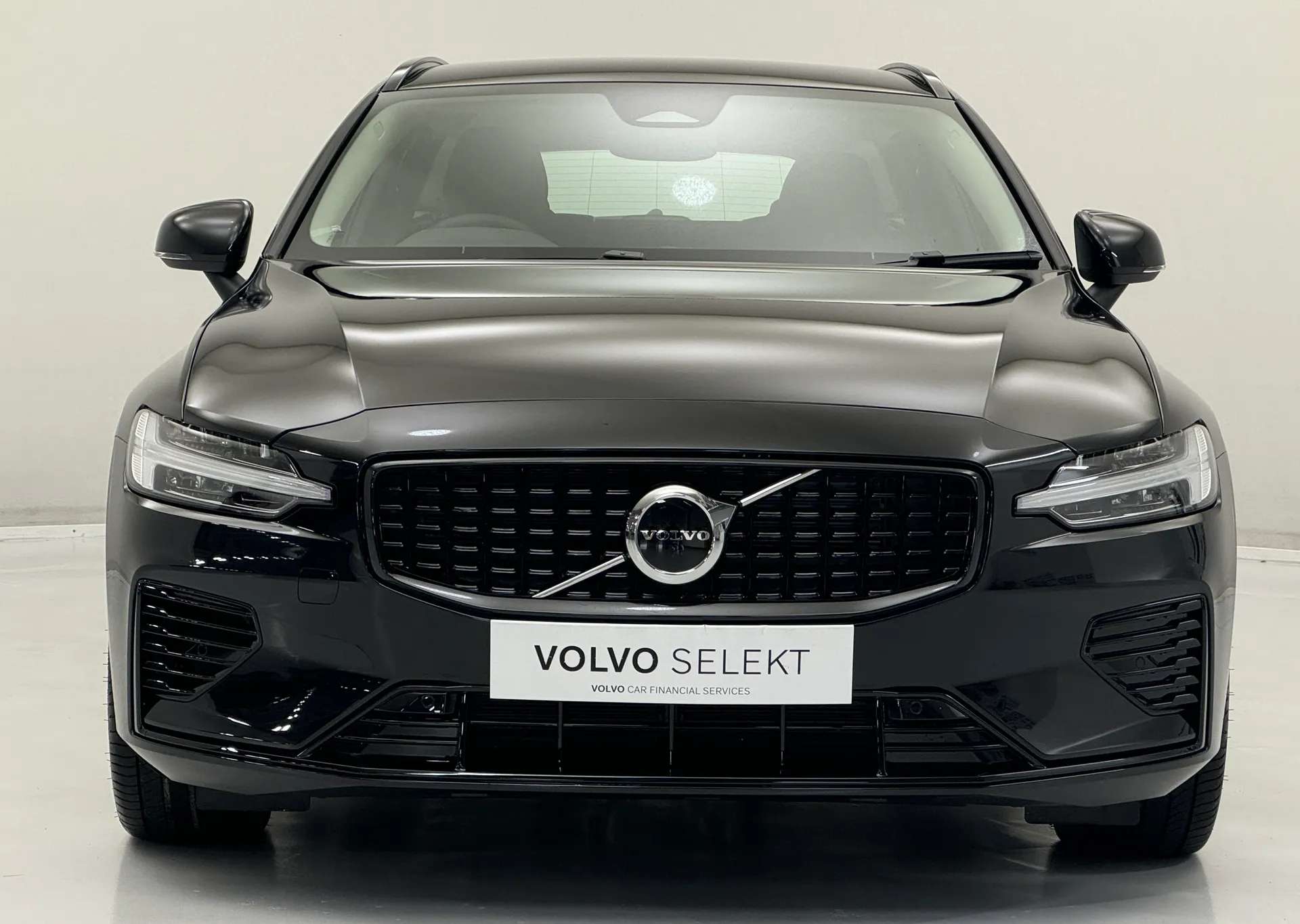 2024 VOLVO V60 2024 VOLVO V60