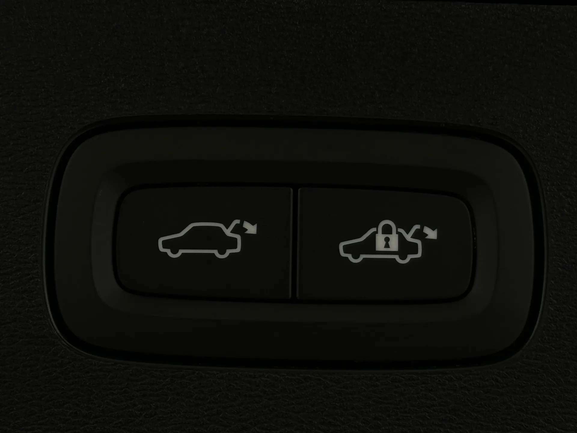 2024 VOLVO V60 2024 VOLVO V60