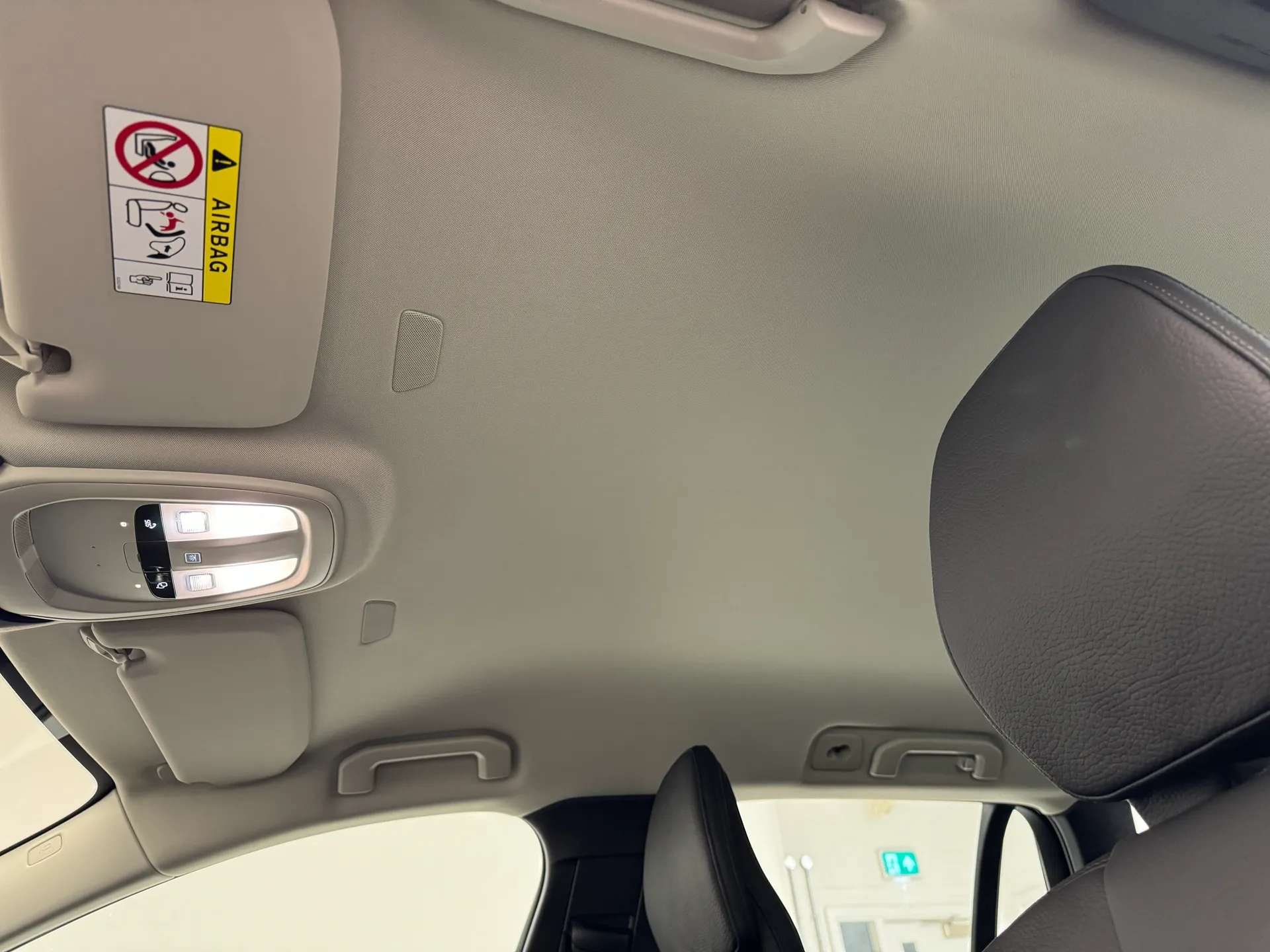 2024 VOLVO V60 2024 VOLVO V60