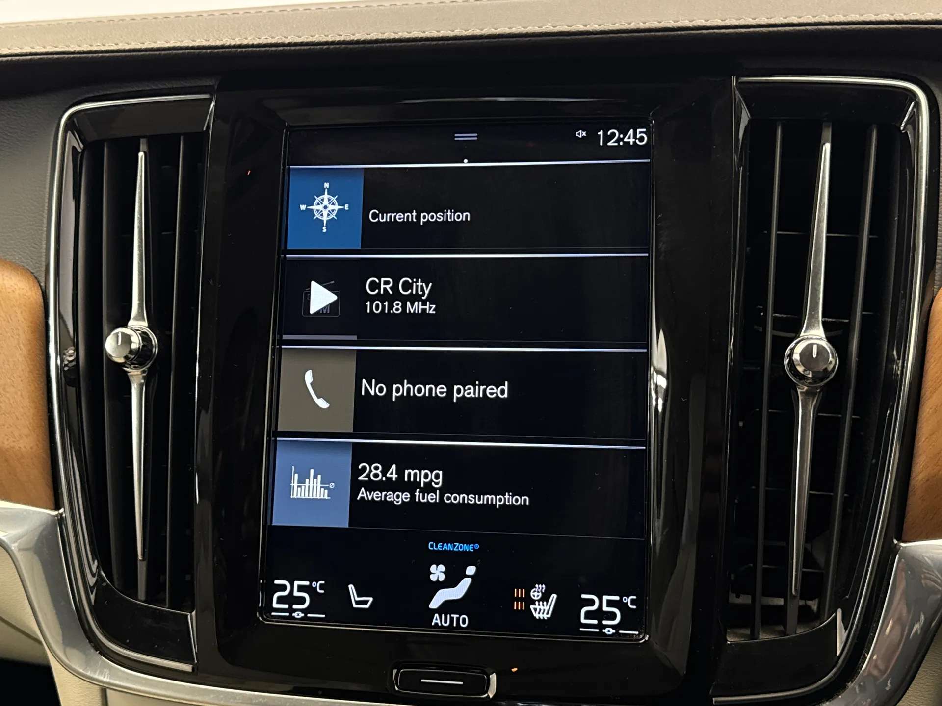 2020 VOLVO V90 2020 VOLVO V90