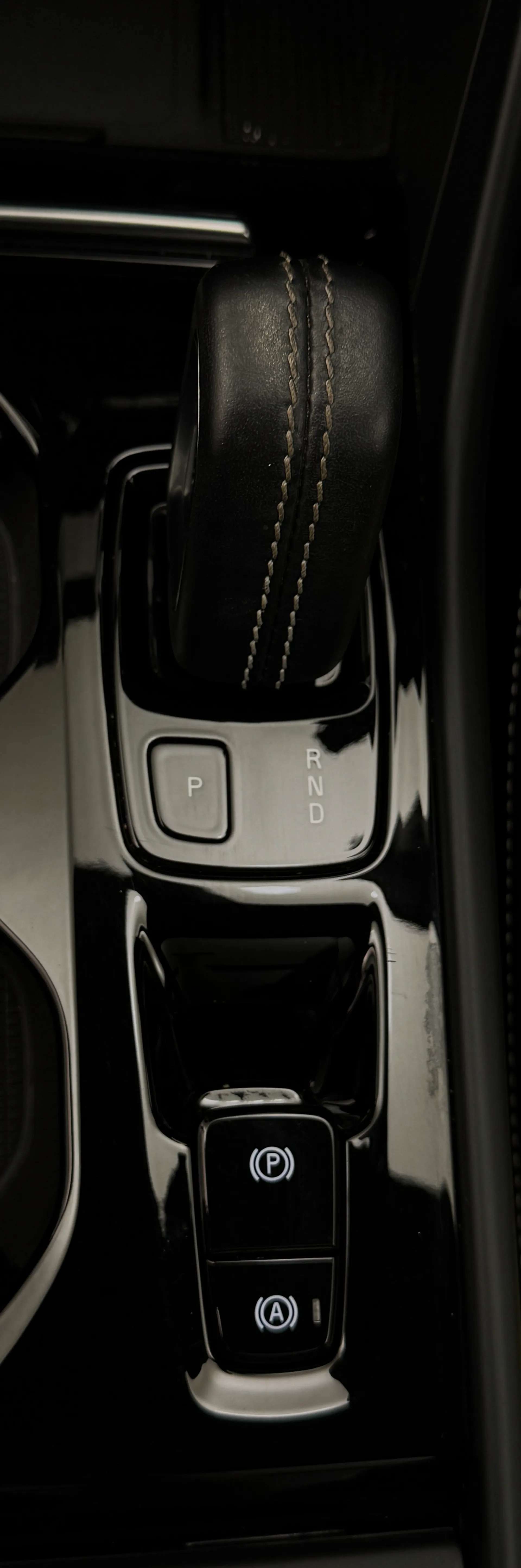 2021 VOLVO XC40 2021 VOLVO XC40