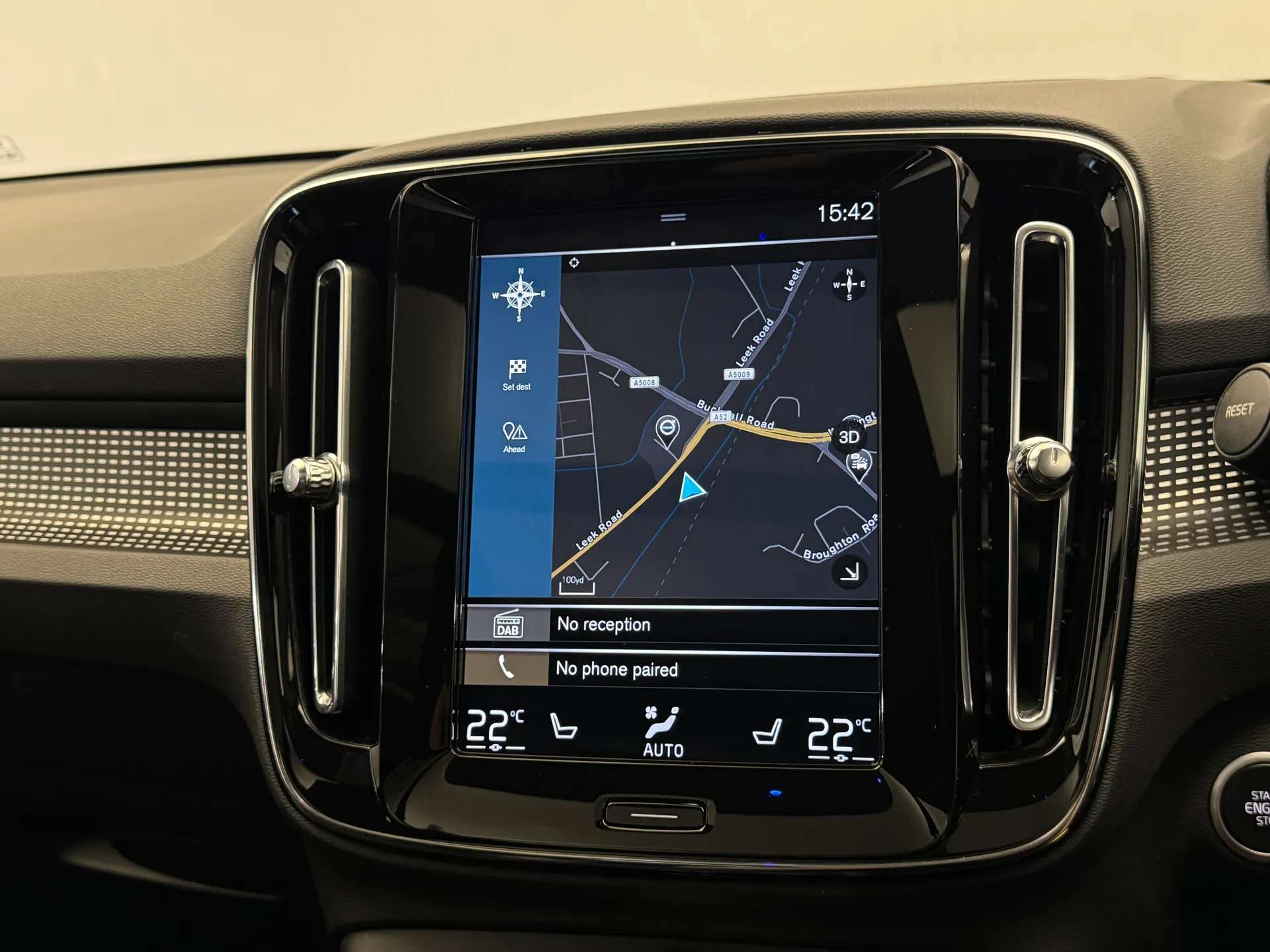 2021 VOLVO XC40 2021 VOLVO XC40