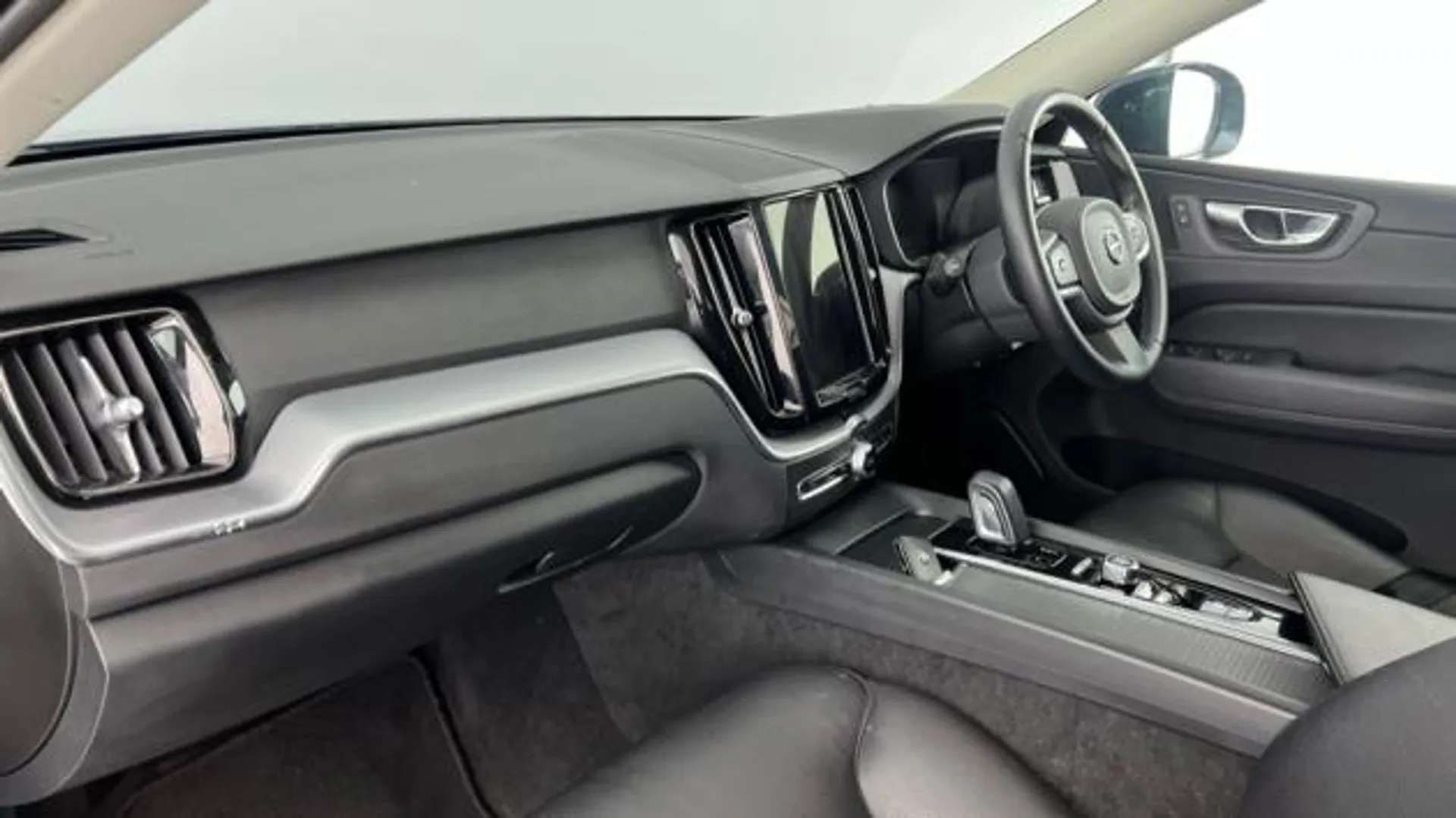 2021 VOLVO XC60 2021 VOLVO XC60