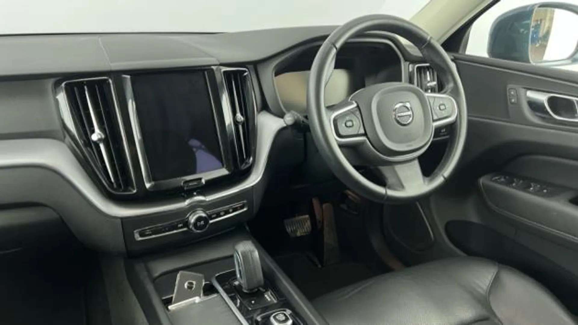 2021 VOLVO XC60 2021 VOLVO XC60