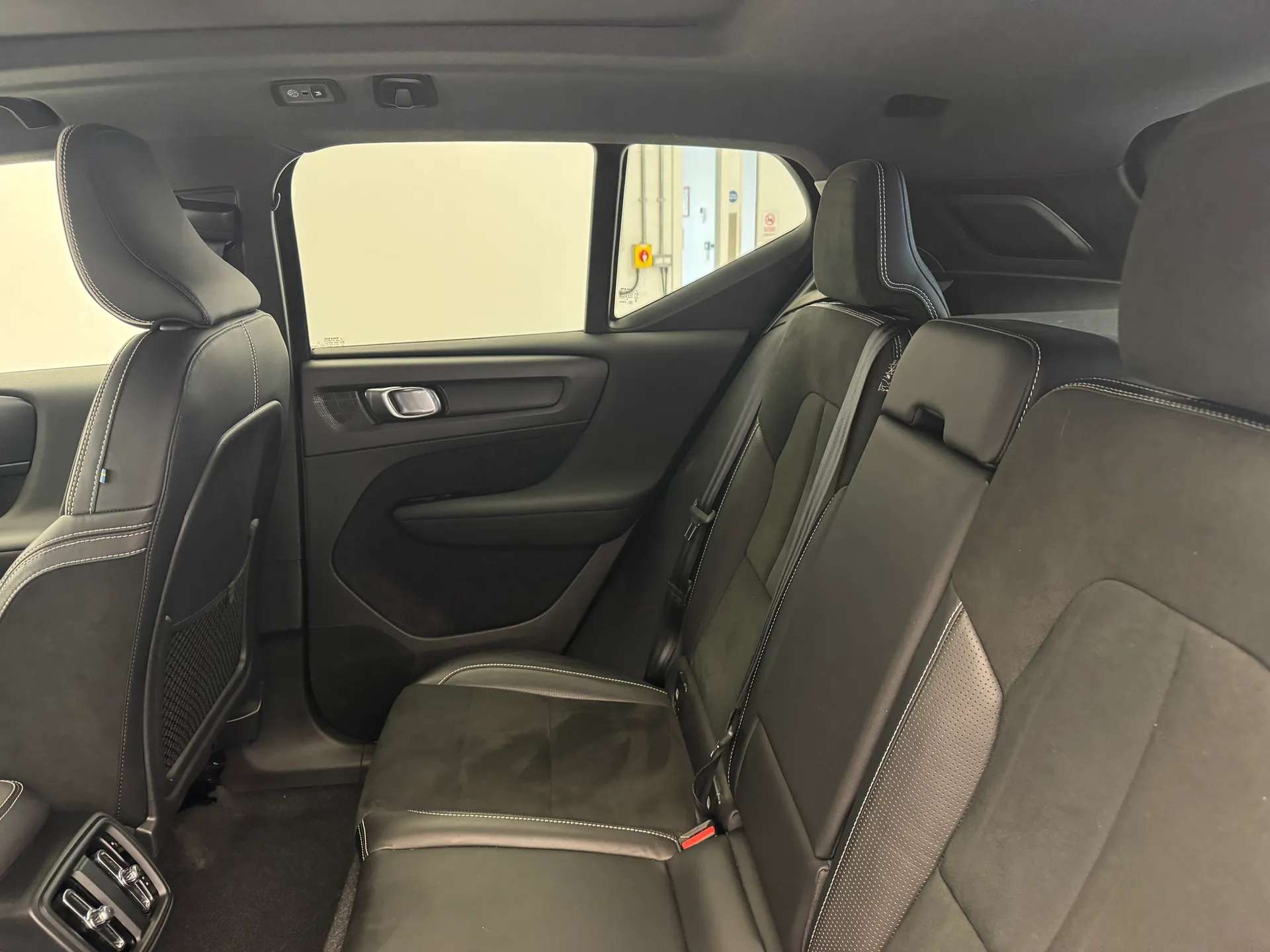 2019 VOLVO XC40 2019 VOLVO XC40