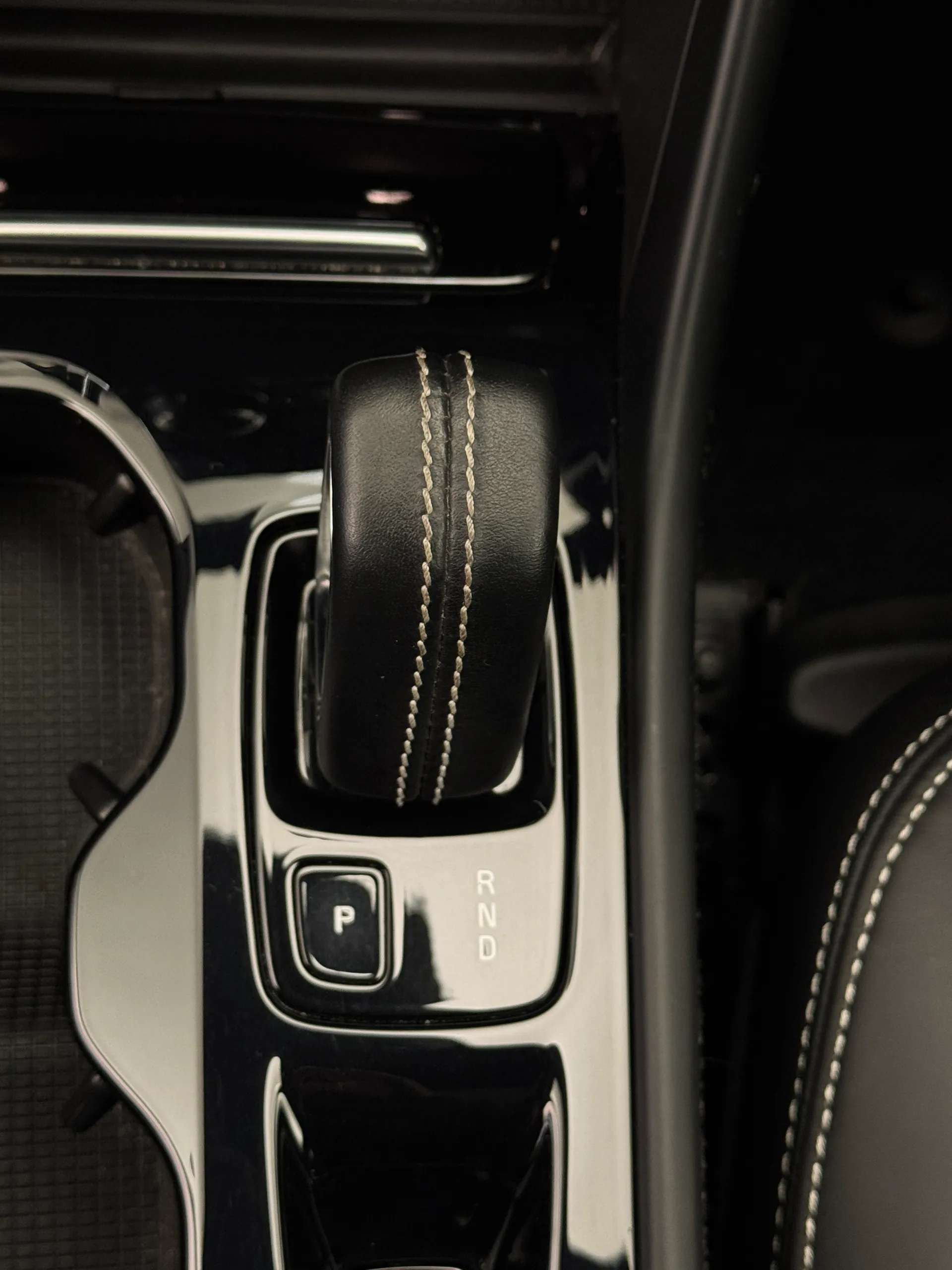 2019 VOLVO XC40 2019 VOLVO XC40