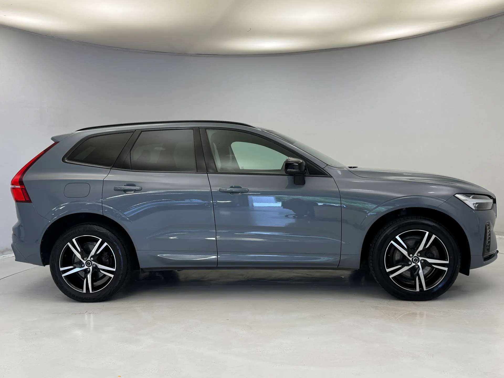 2022 VOLVO XC60 2022 VOLVO XC60