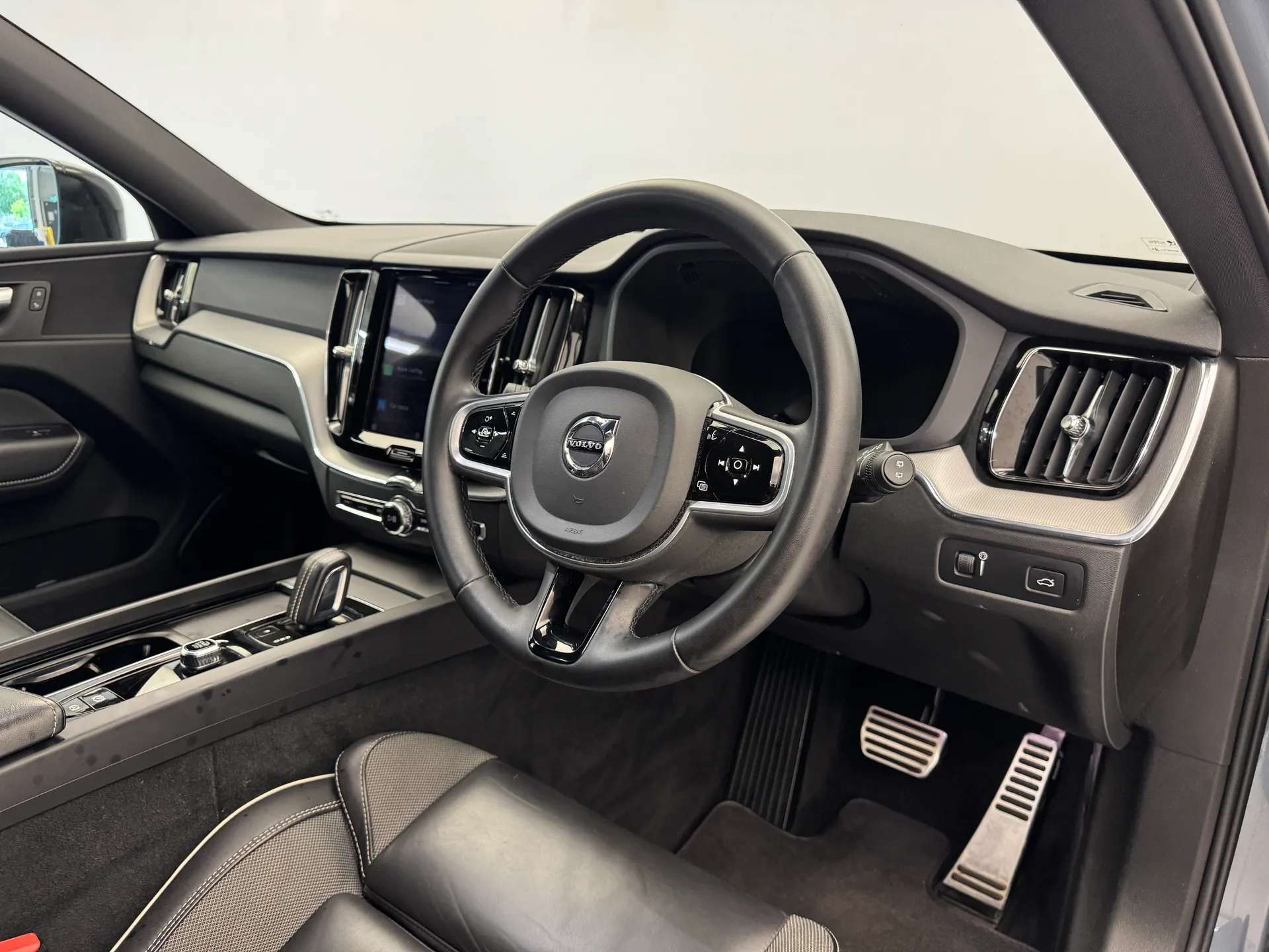 2022 VOLVO XC60 2022 VOLVO XC60