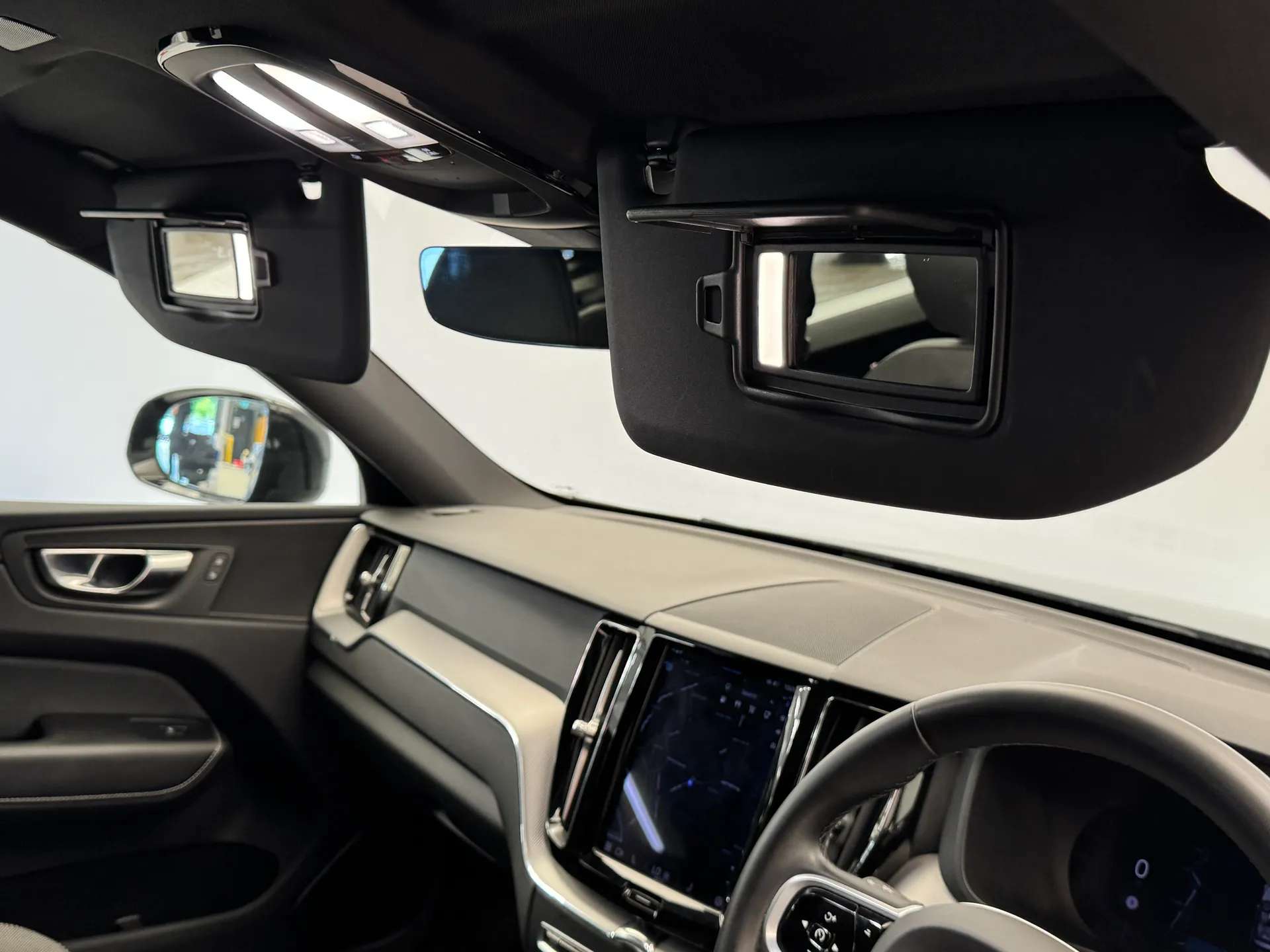 2022 VOLVO XC60 2022 VOLVO XC60