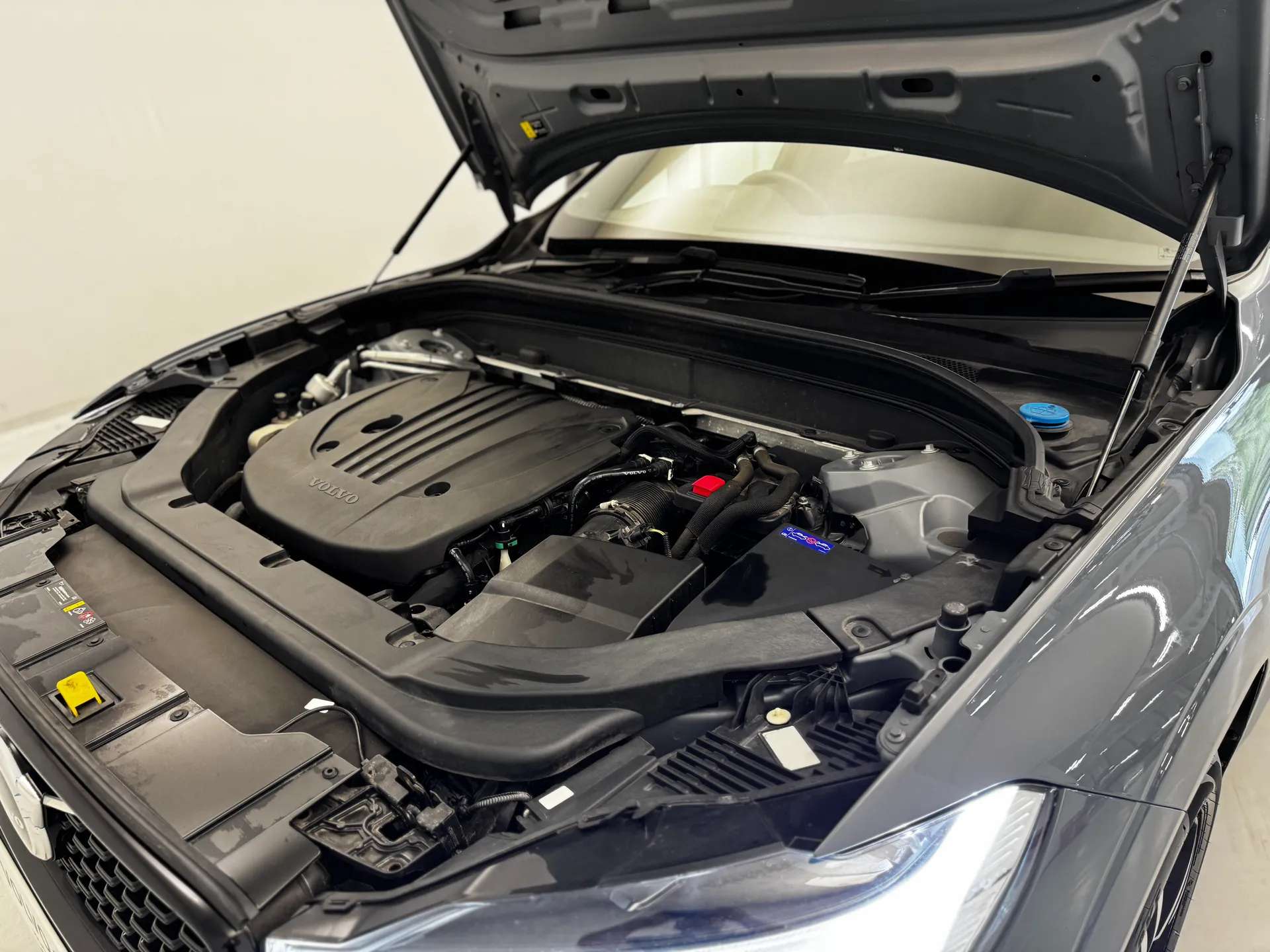 2022 VOLVO XC60 2022 VOLVO XC60