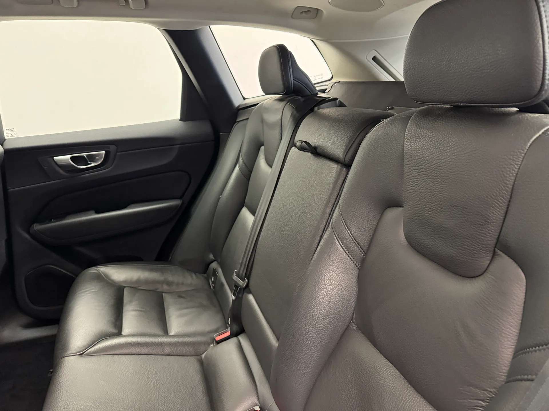 2023 VOLVO XC60 2023 VOLVO XC60