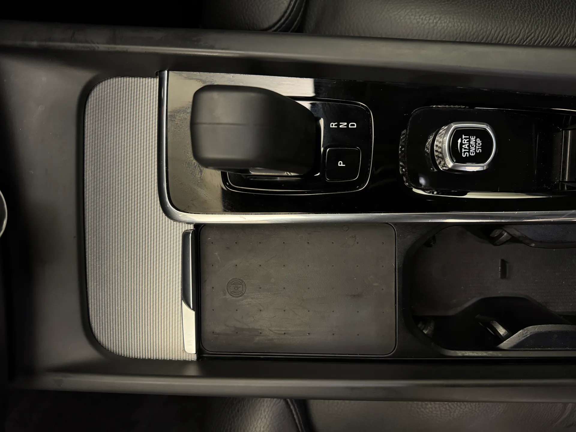 2023 VOLVO XC60 2023 VOLVO XC60