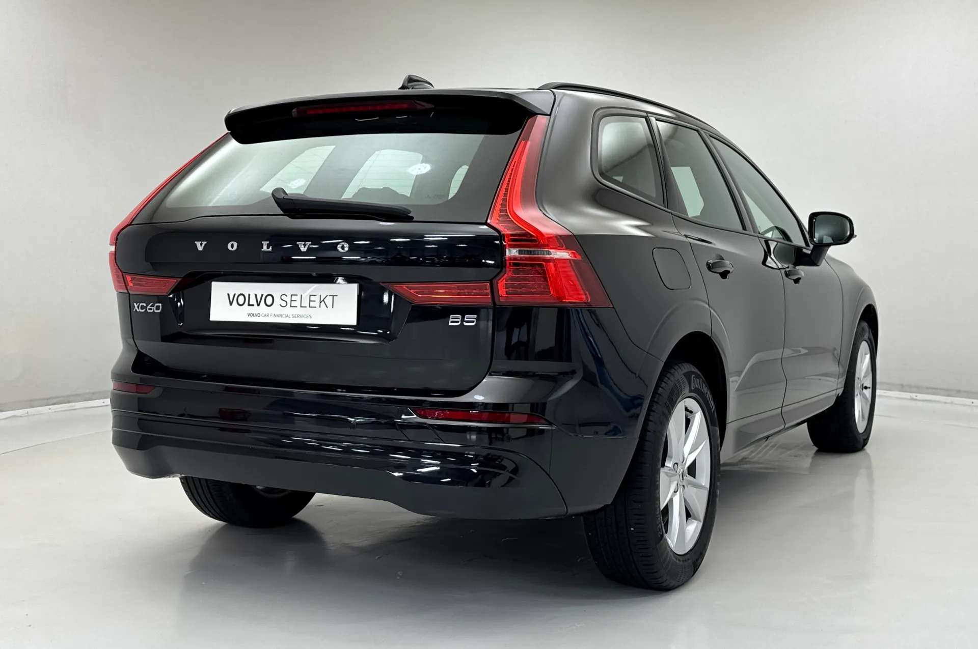 2021 VOLVO XC60 2021 VOLVO XC60