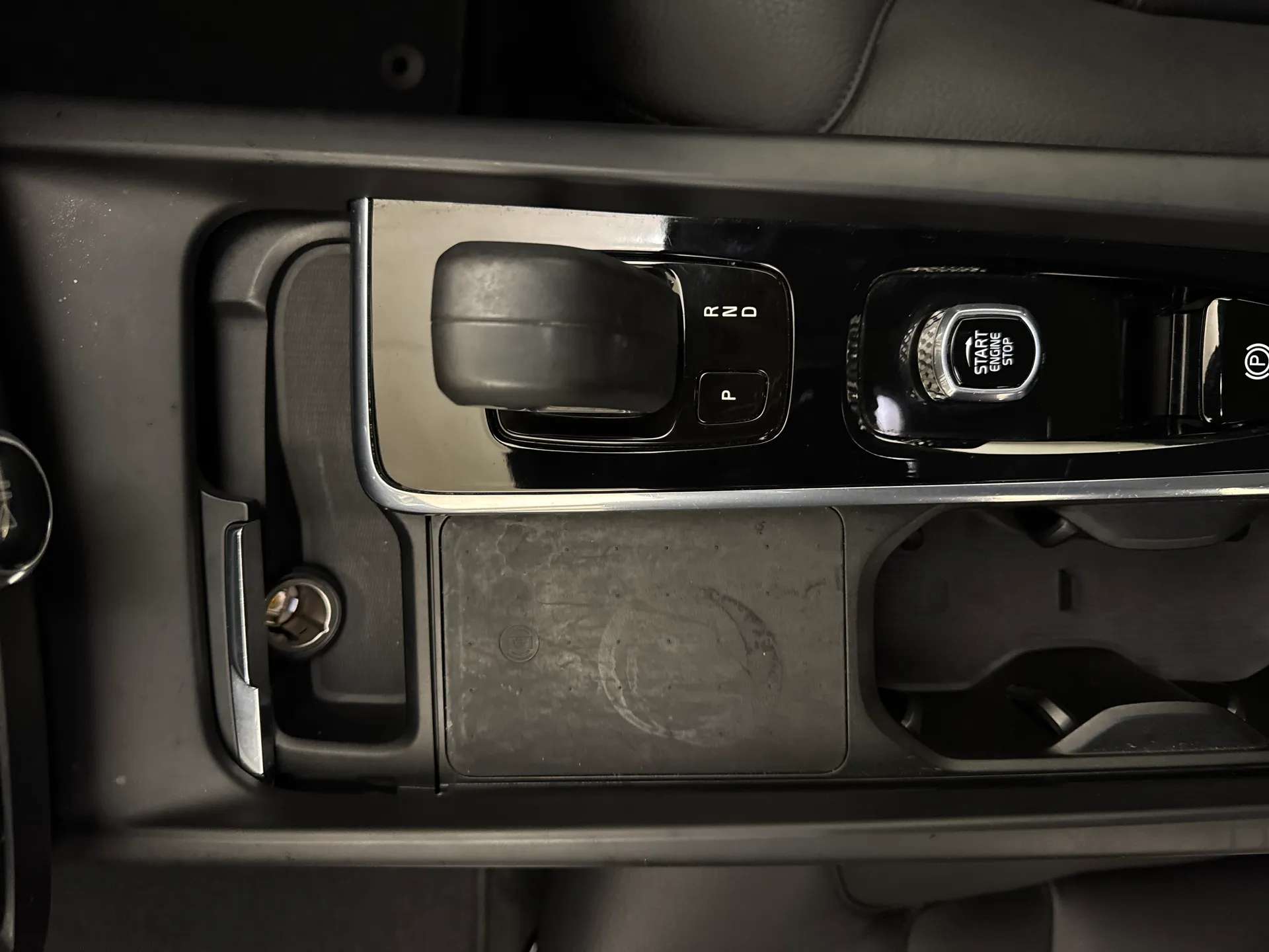 2021 VOLVO XC60 2021 VOLVO XC60