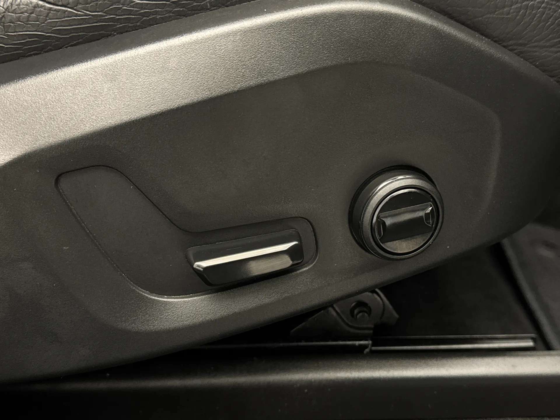 2021 VOLVO XC60 2021 VOLVO XC60