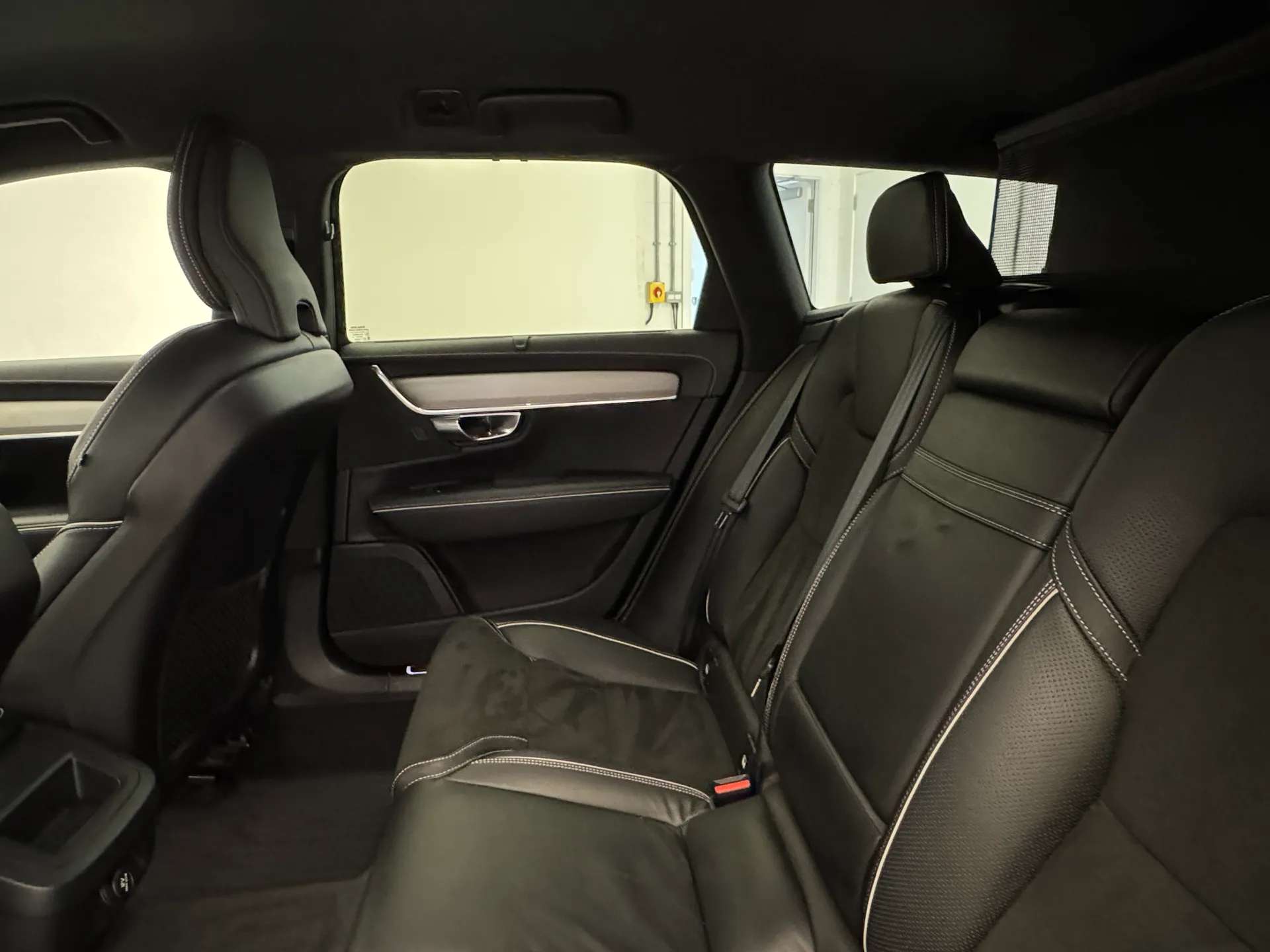 2020 VOLVO V90 2020 VOLVO V90