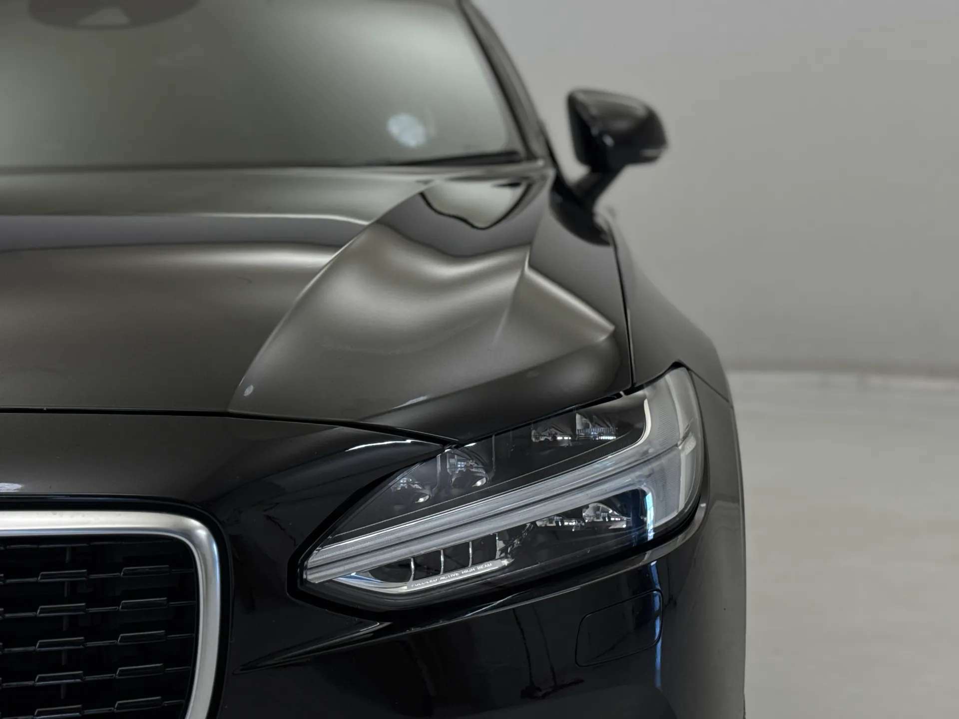 2020 VOLVO V90 2020 VOLVO V90