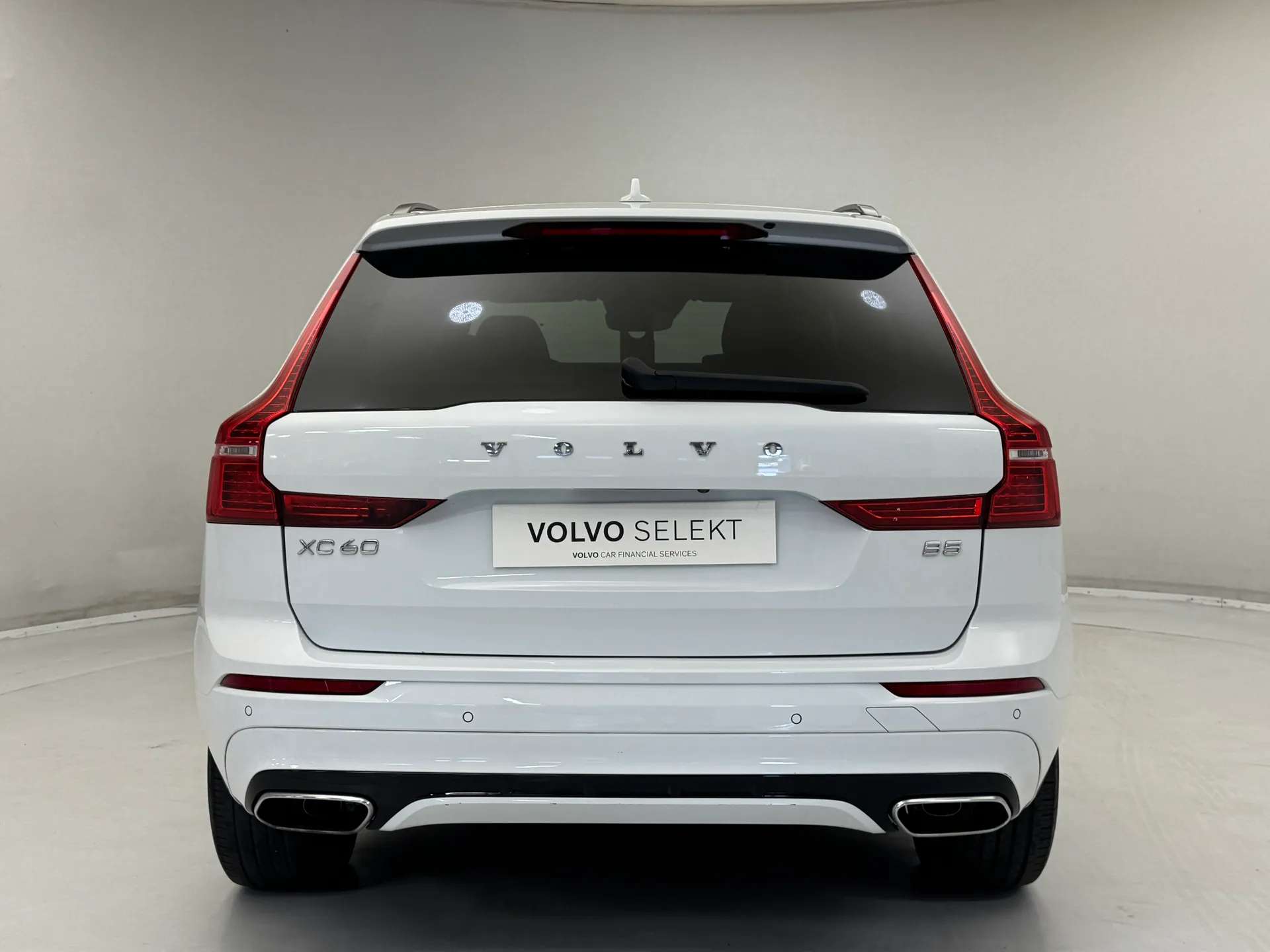 2021 VOLVO XC60 2021 VOLVO XC60