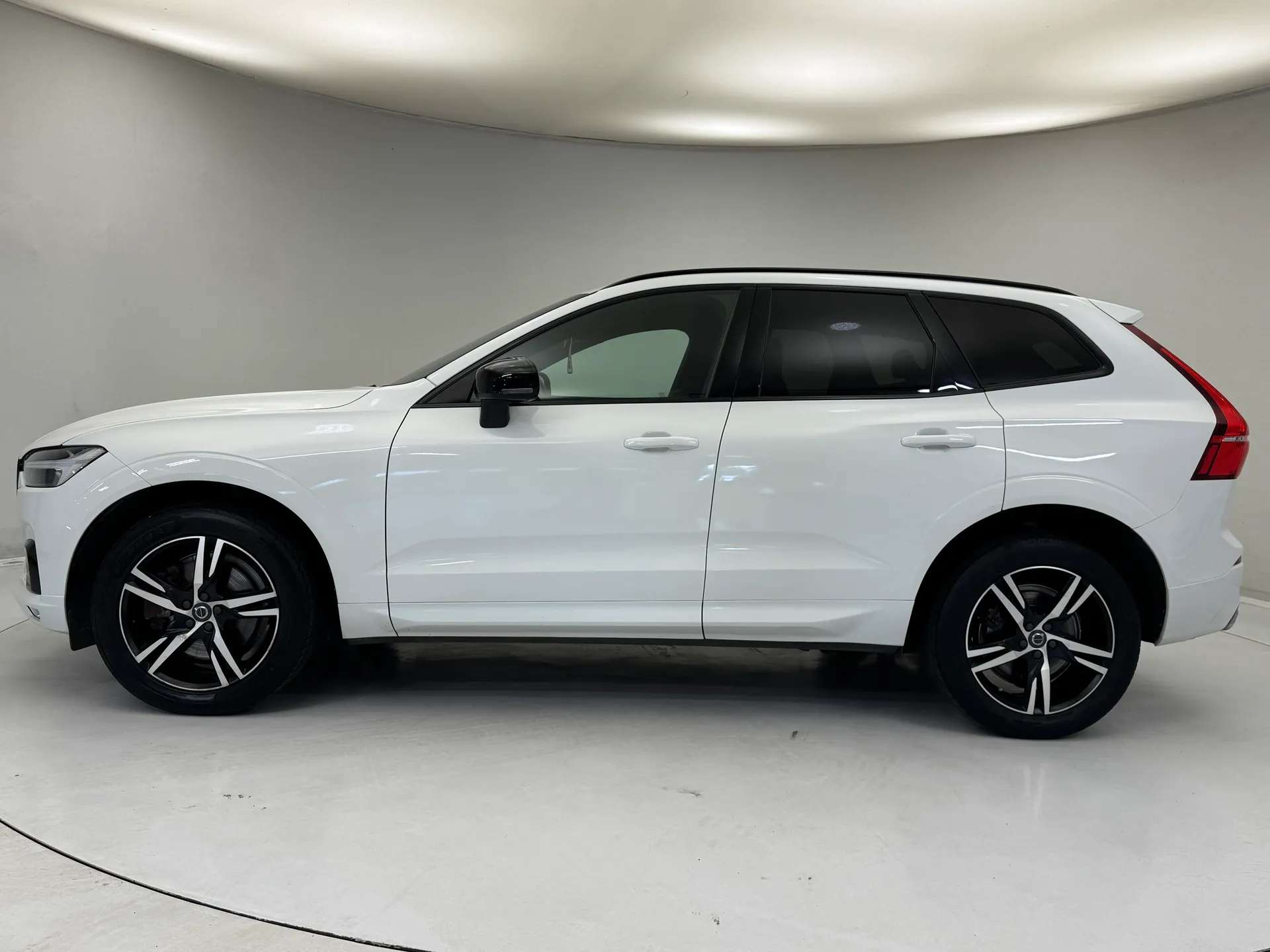 2021 VOLVO XC60 2021 VOLVO XC60