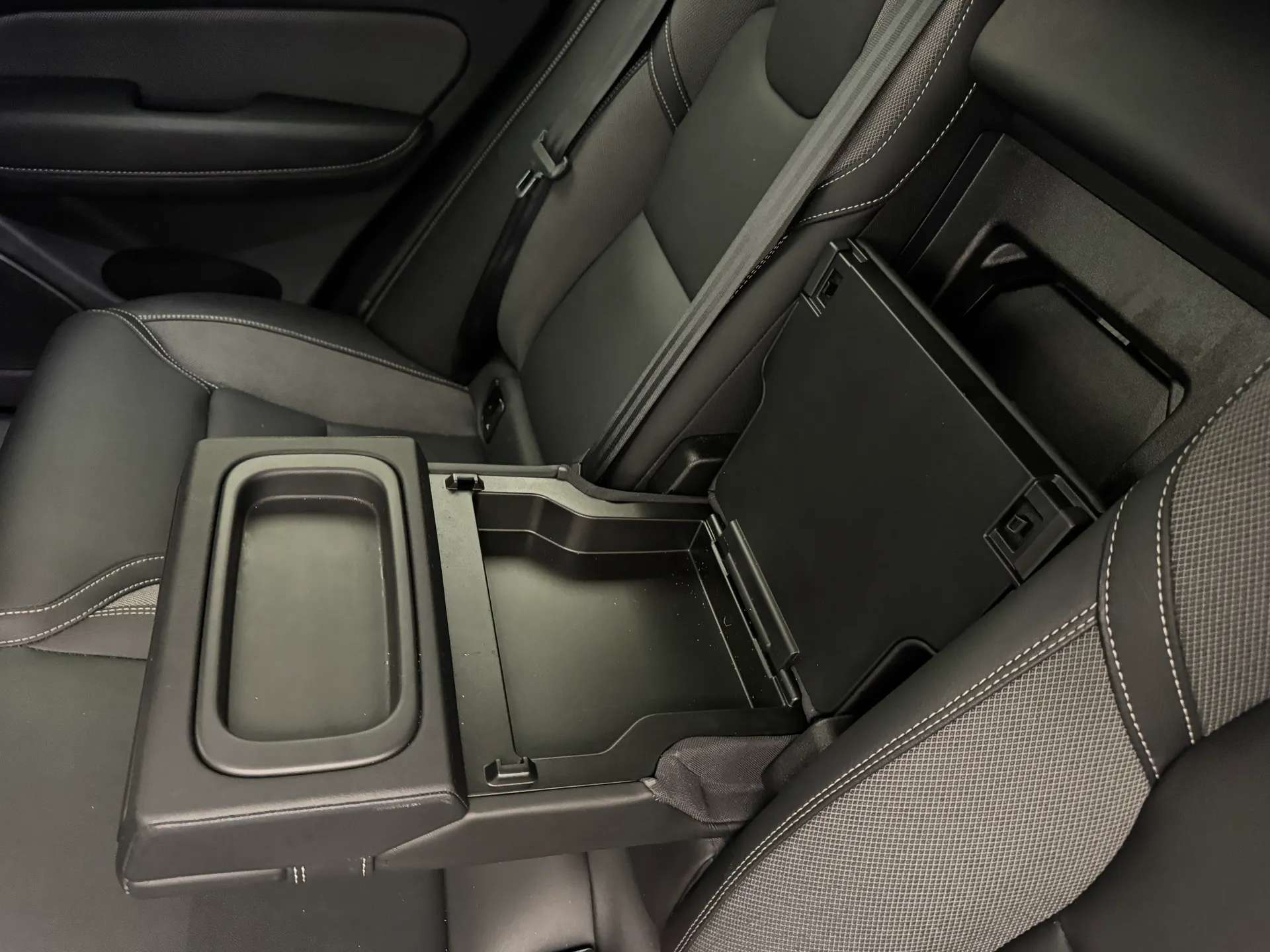 2021 VOLVO XC60 2021 VOLVO XC60