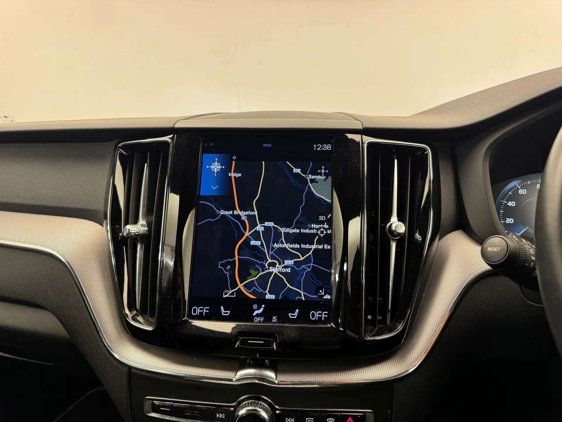 2021 VOLVO XC60 2021 VOLVO XC60