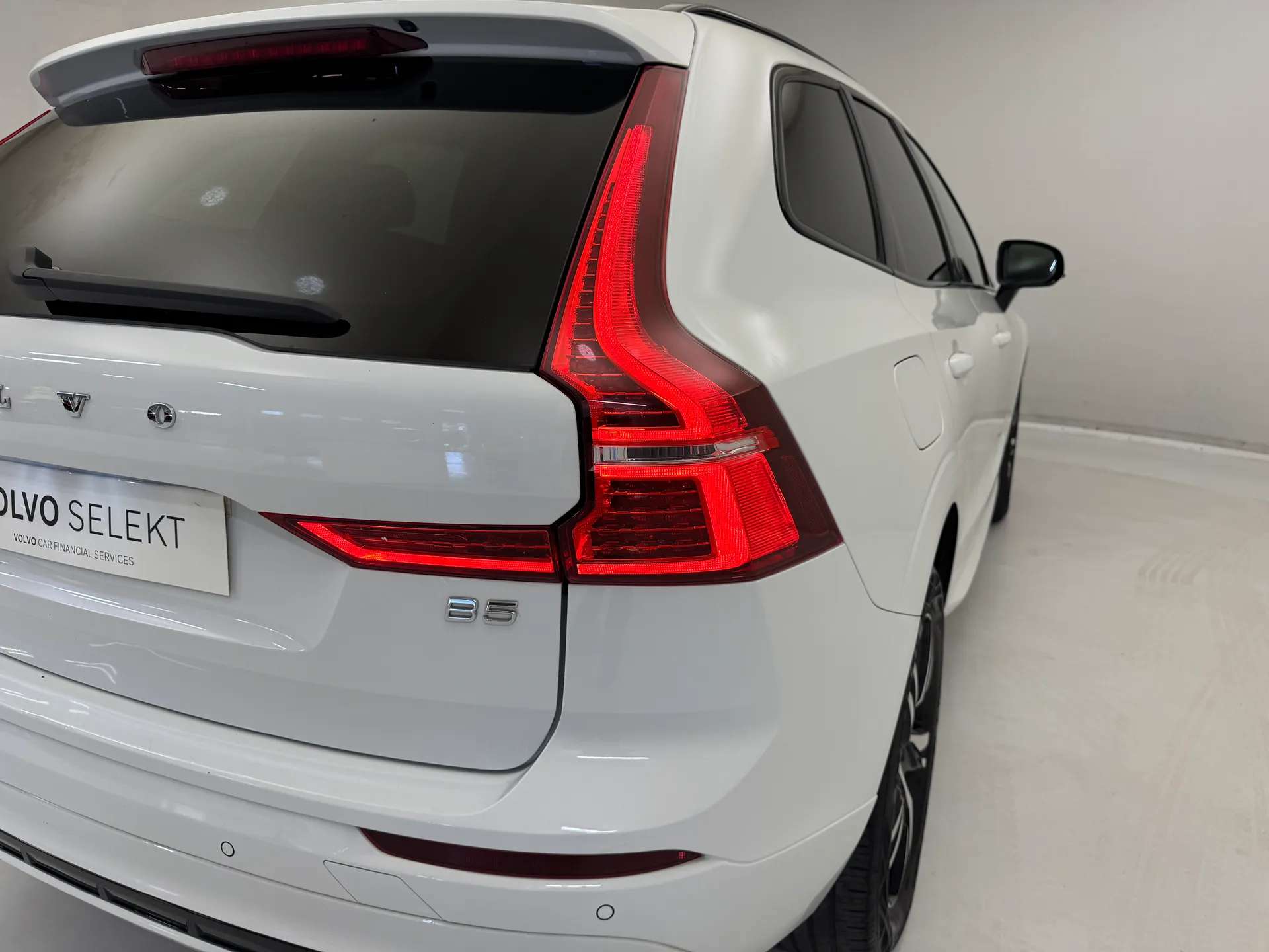 2021 VOLVO XC60 2021 VOLVO XC60