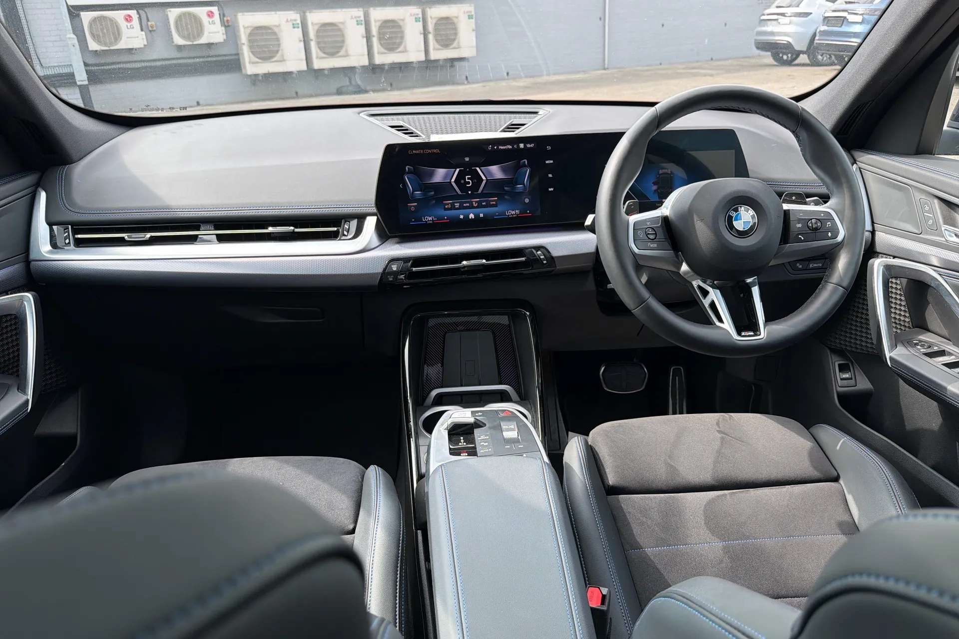 A 2025 BMW X1 sDrive 20i MHT M Sport 5dr Step Auto A 2025 BMW X1 sDrive 20i MHT M Sport 5dr Step Auto