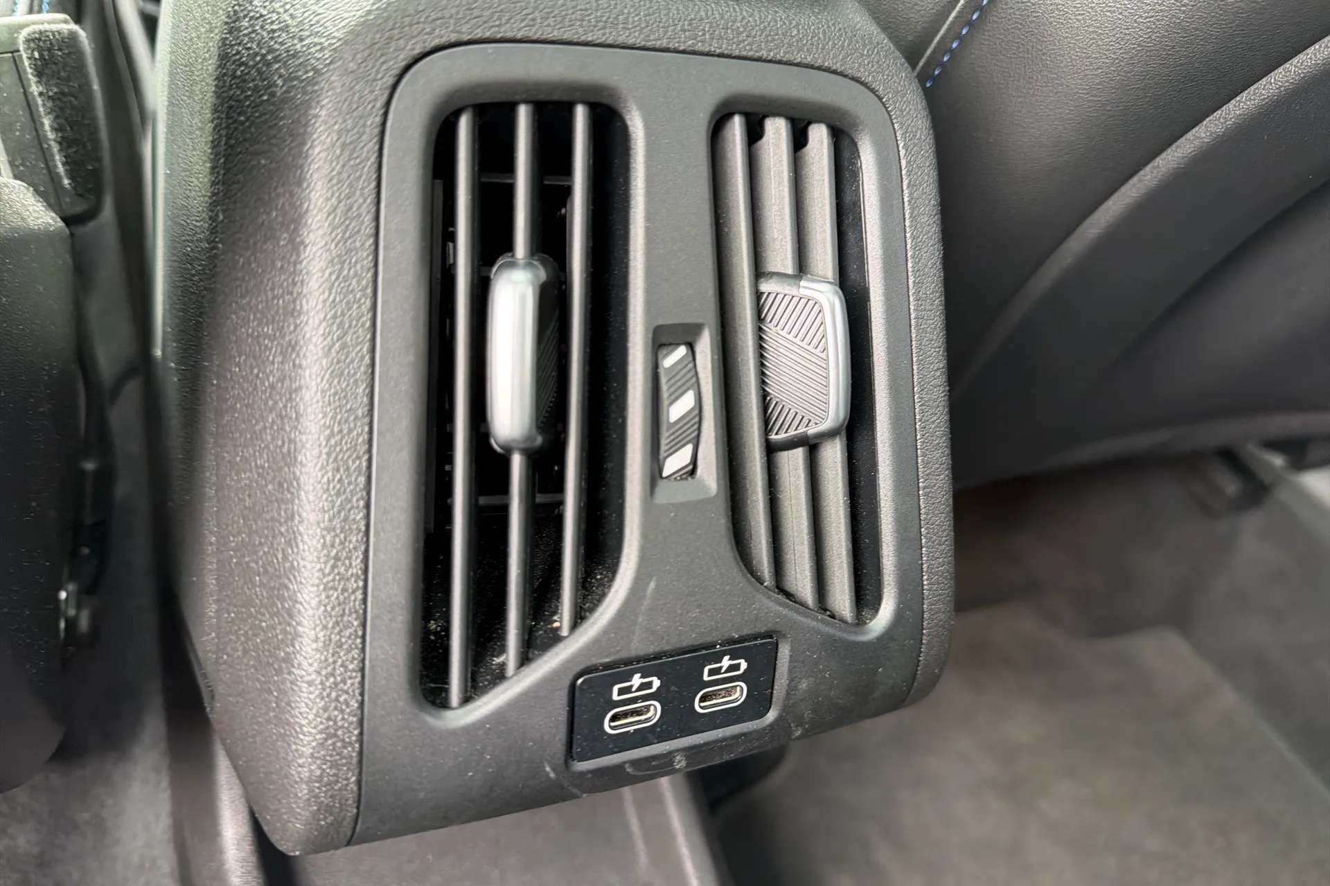2025 BMW X1 2025 BMW X1