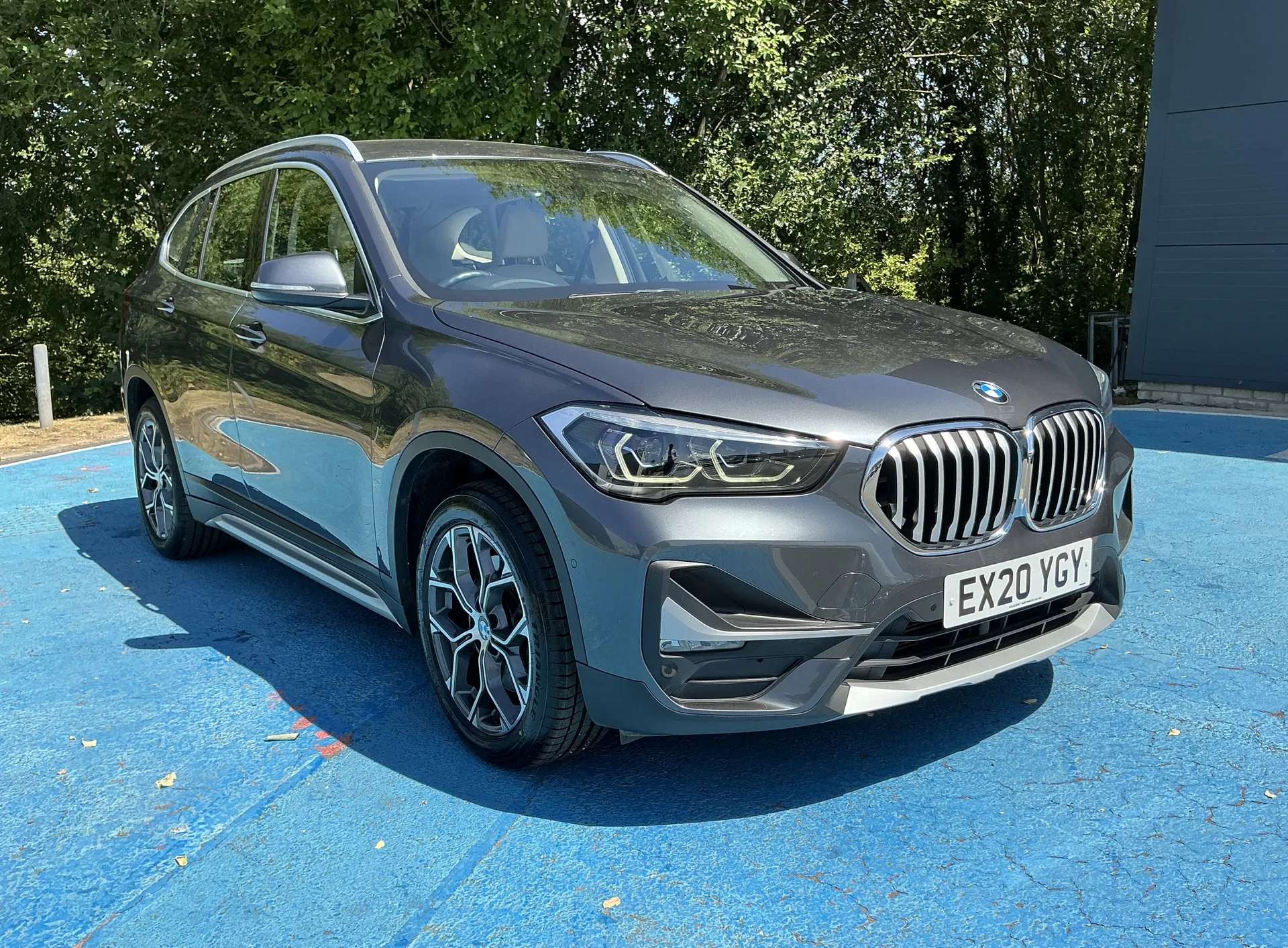 A 2020 BMW X1 sDrive 20i xLine 5dr Step Auto A 2020 BMW X1 sDrive 20i xLine 5dr Step Auto