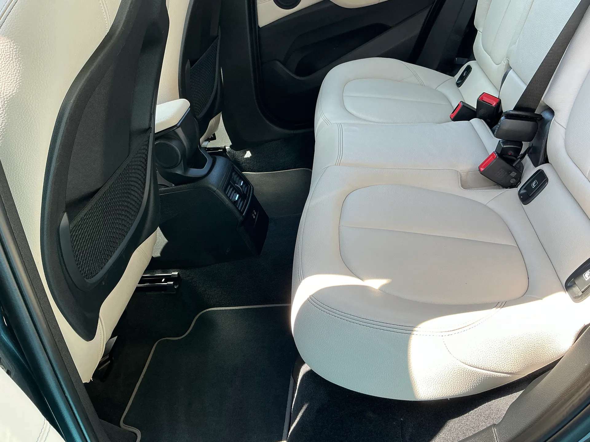 2020 BMW X1 2020 BMW X1