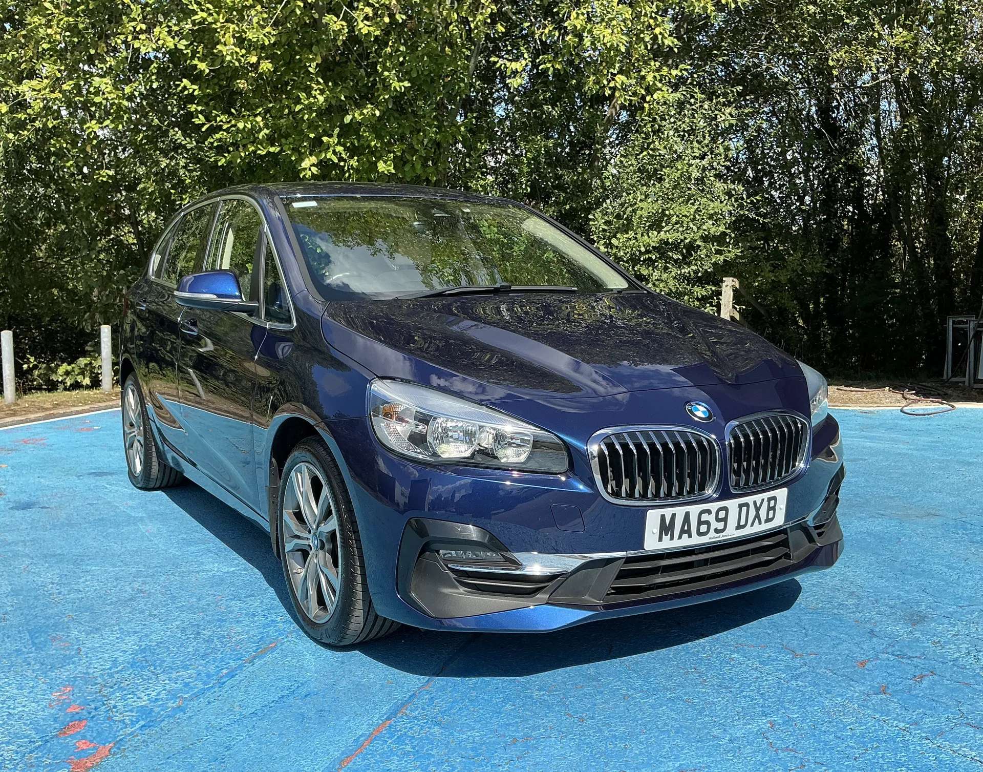A 2019 BMW 2 SERIES 218i Luxury 5dr Step Auto A 2019 BMW 2 SERIES 218i Luxury 5dr Step Auto