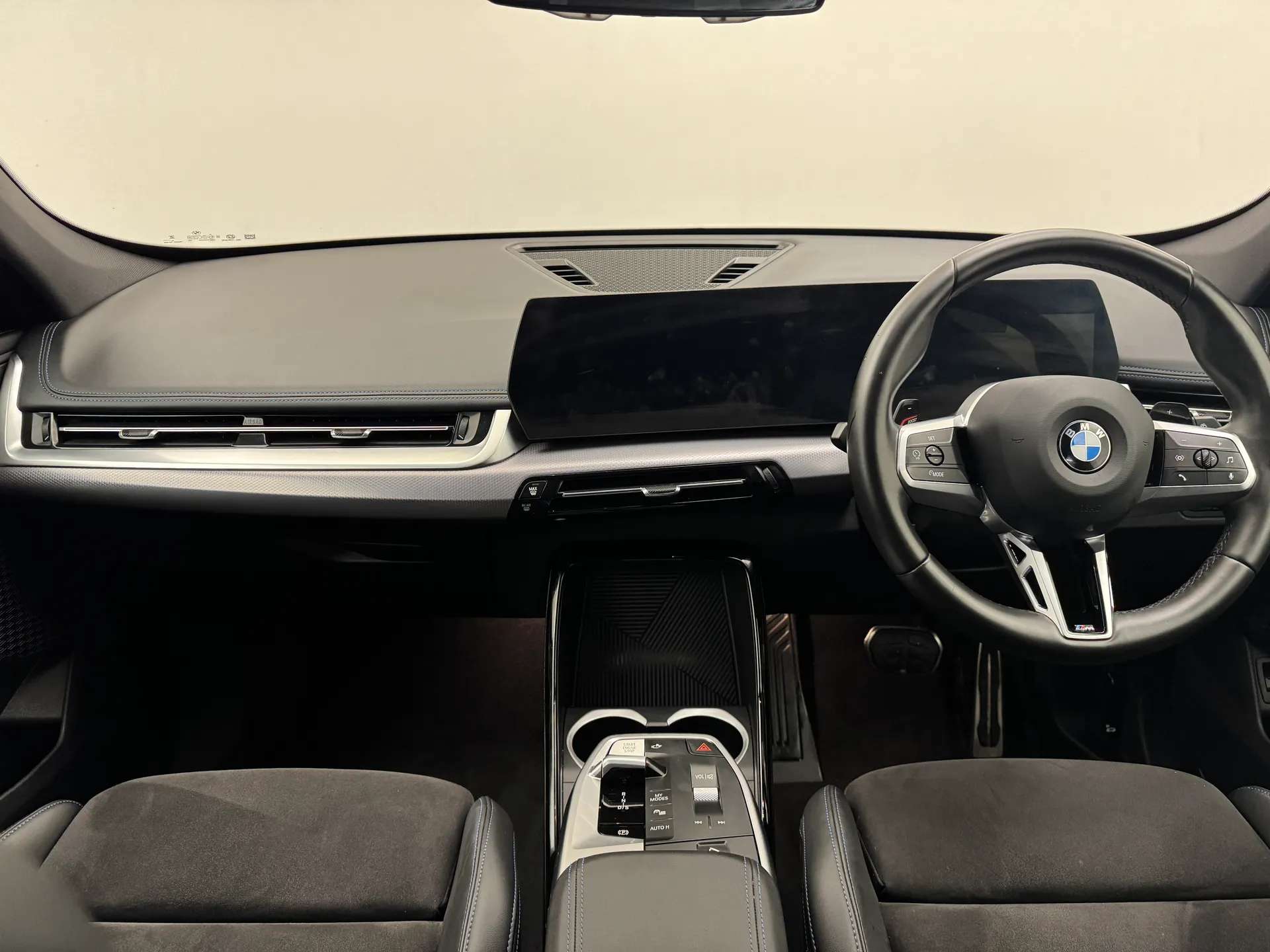 2024 BMW X1 2024 BMW X1