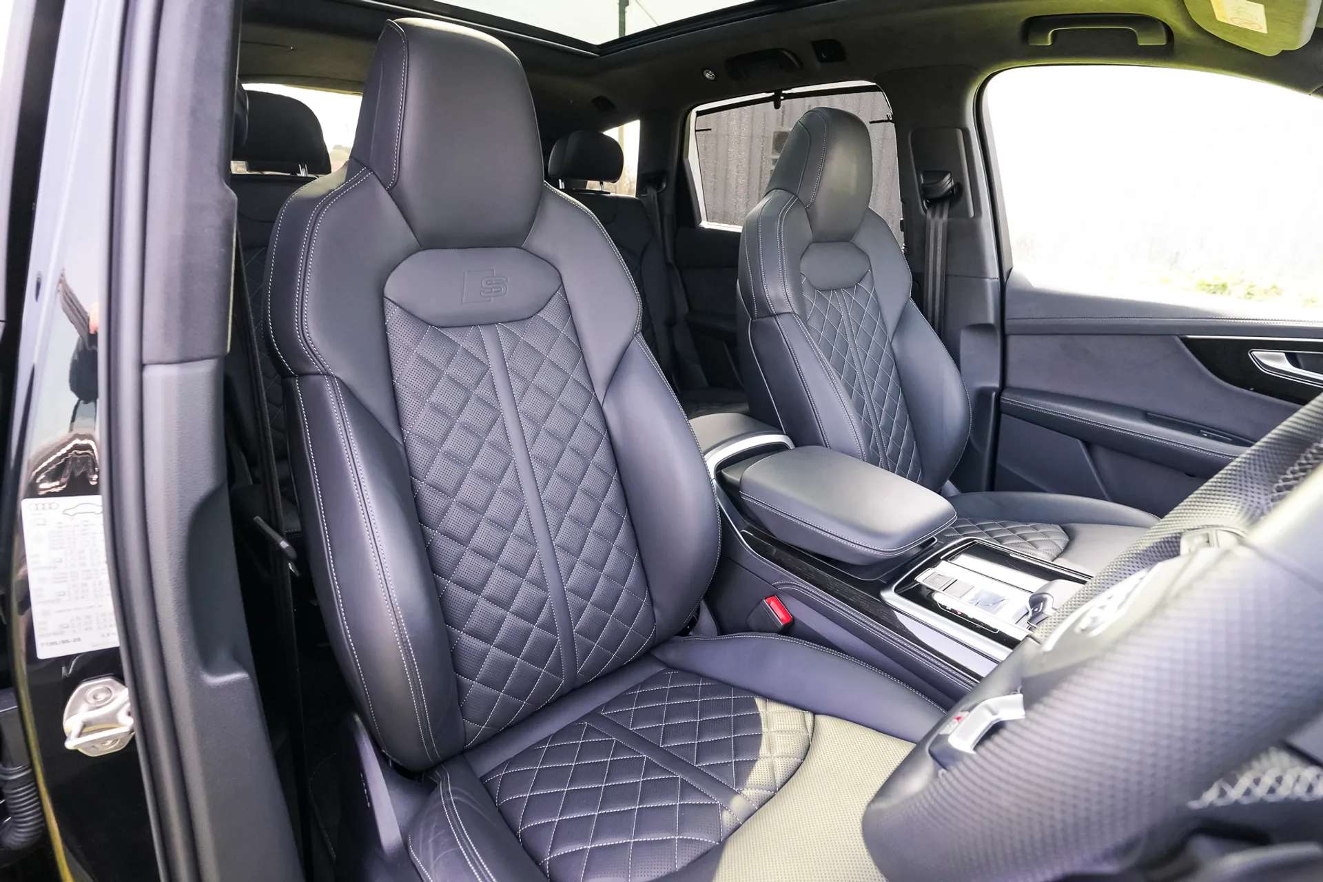 2025 AUDI Q7 2025 AUDI Q7