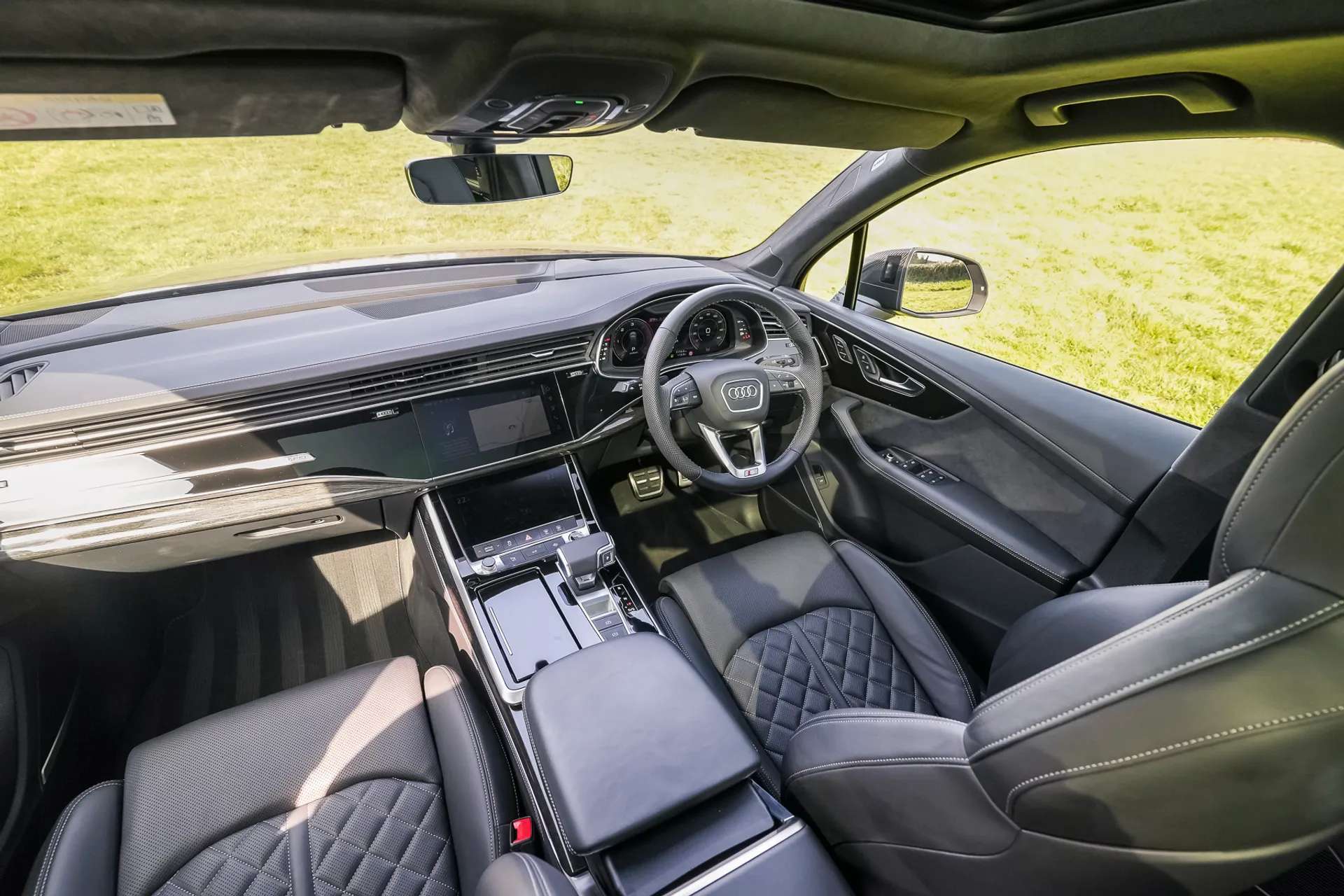2025 AUDI Q7 2025 AUDI Q7
