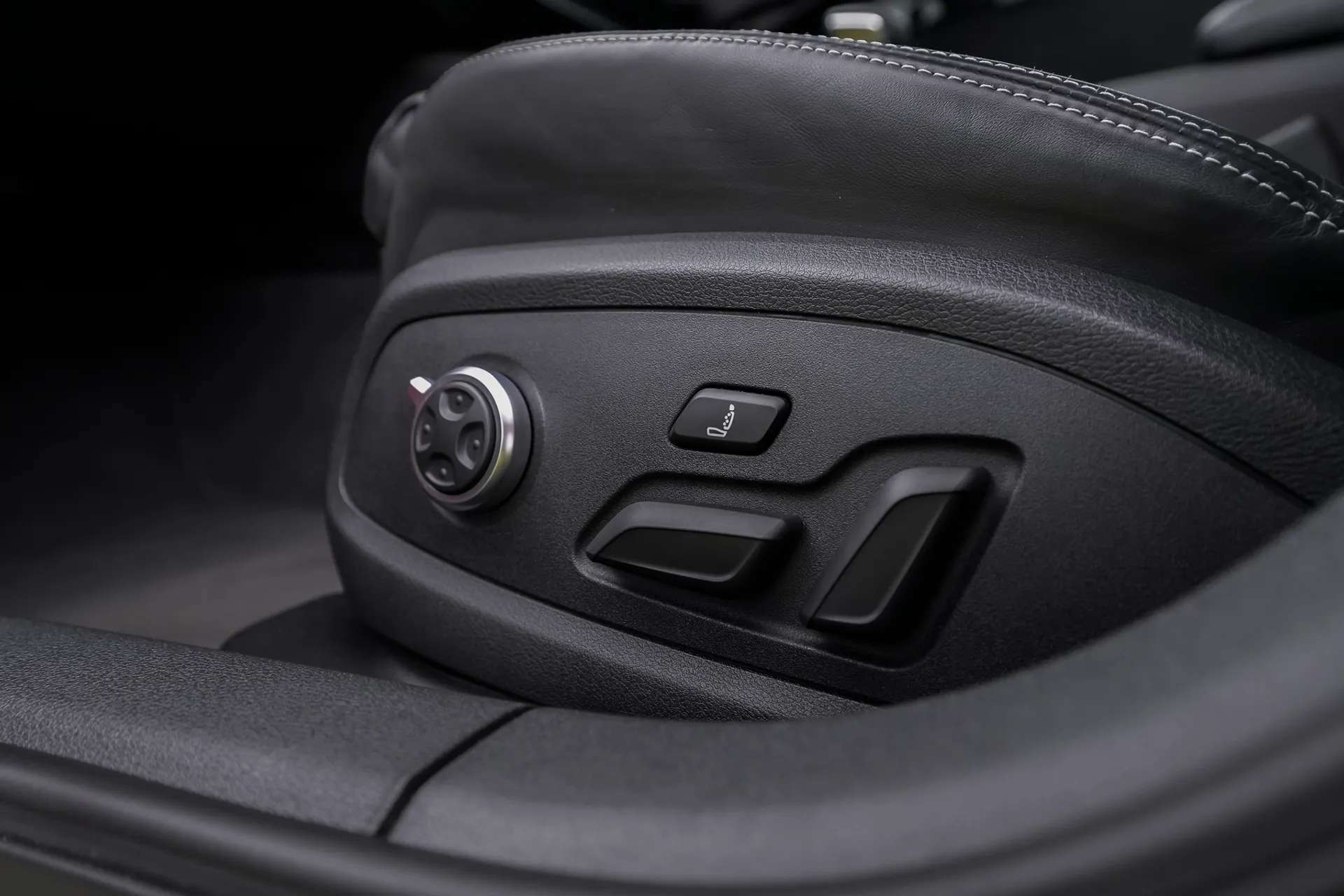 2023 AUDI A4 2023 AUDI A4