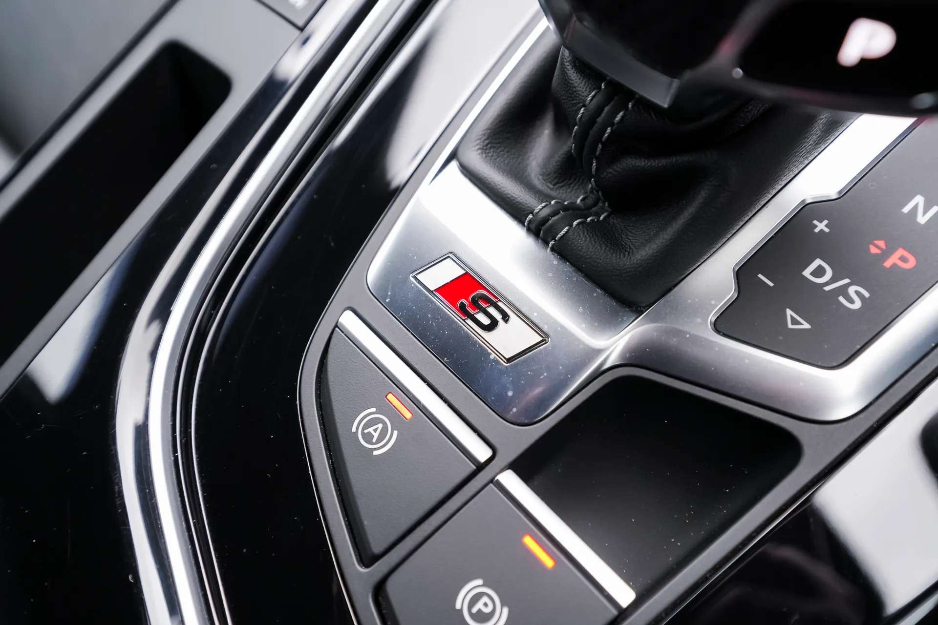 2023 AUDI A4 2023 AUDI A4