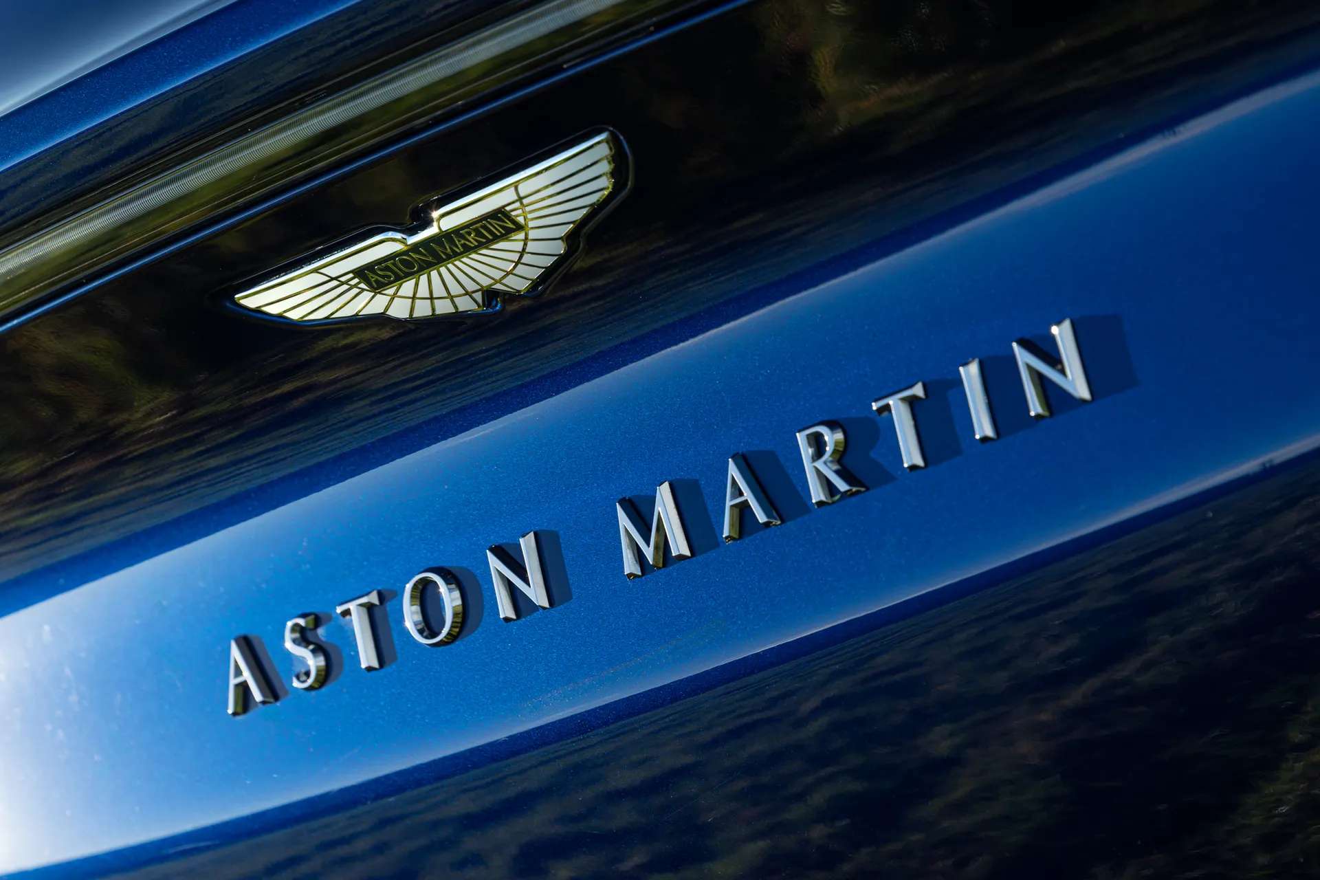 2023 ASTON MARTIN DBX 2023 ASTON MARTIN DBX