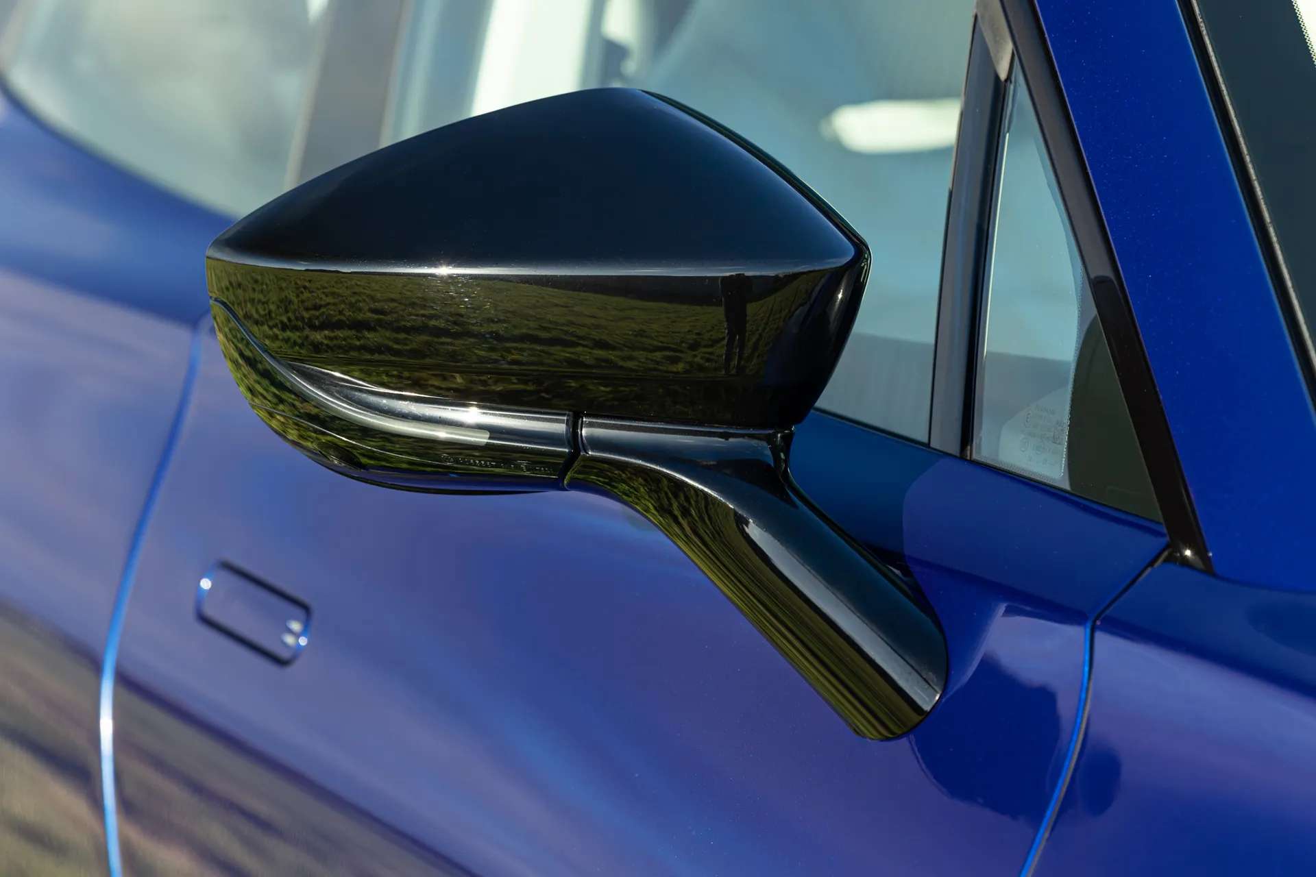 2023 ASTON MARTIN DBX 2023 ASTON MARTIN DBX