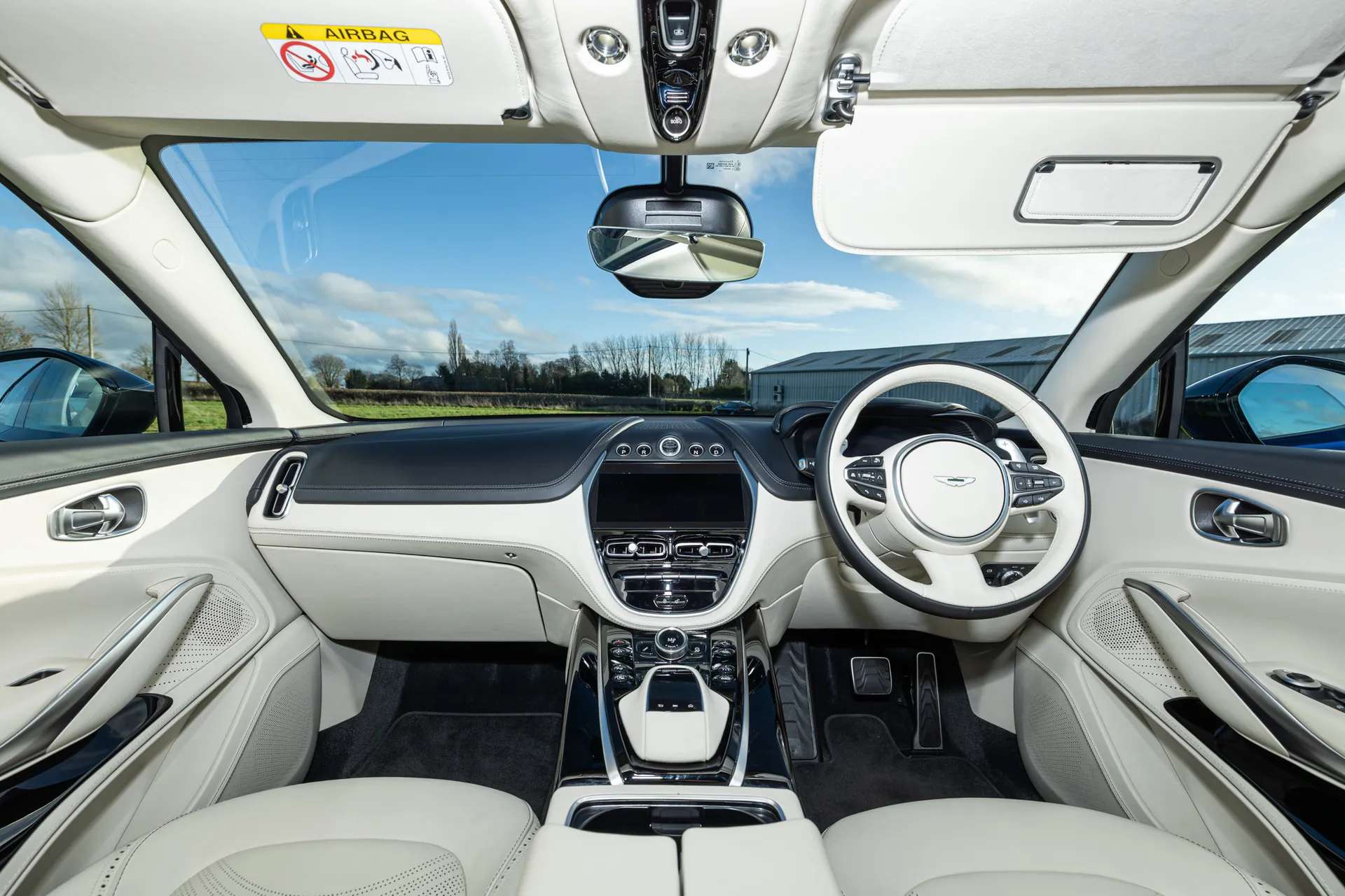 2023 ASTON MARTIN DBX 2023 ASTON MARTIN DBX