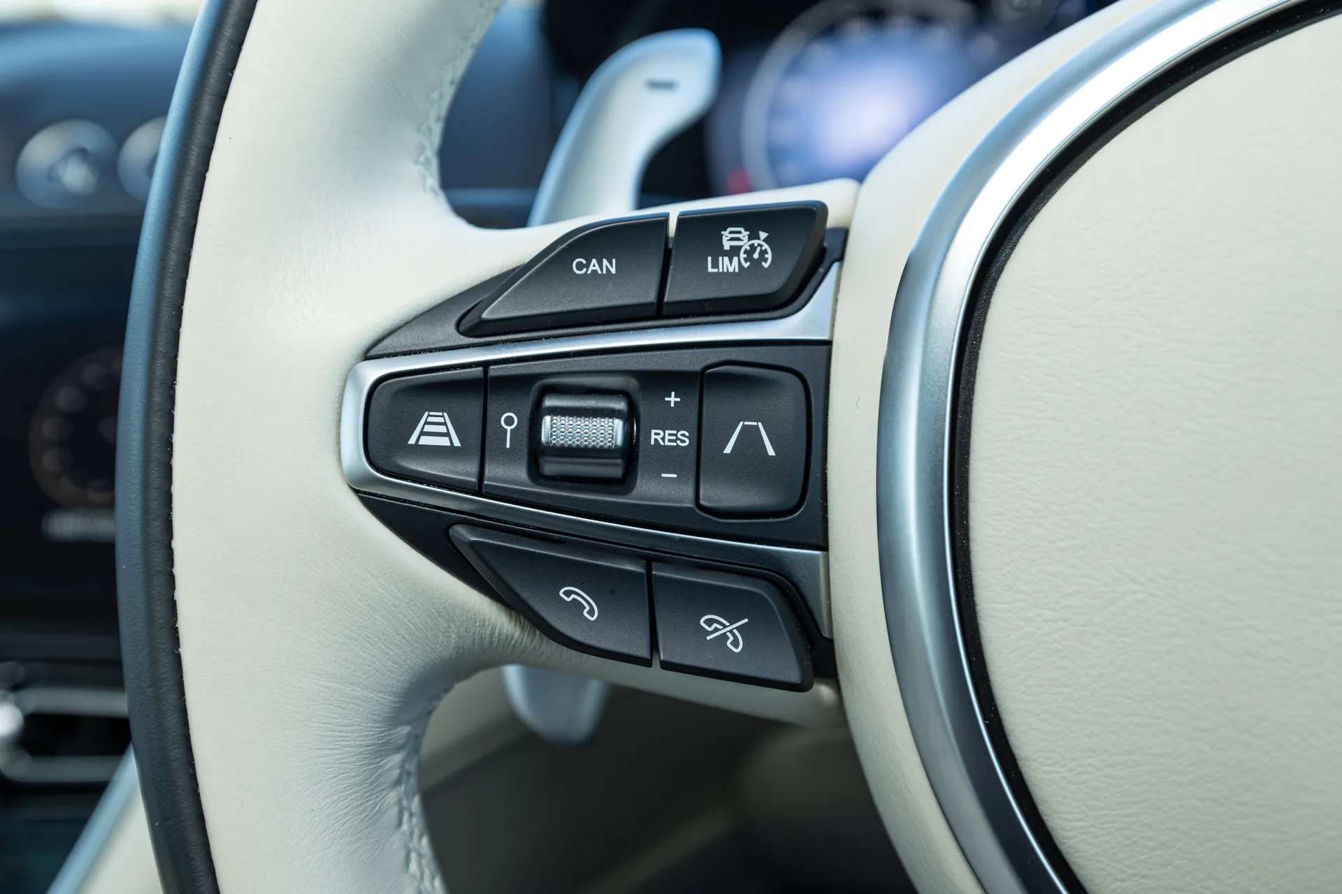 2023 ASTON MARTIN DBX 2023 ASTON MARTIN DBX