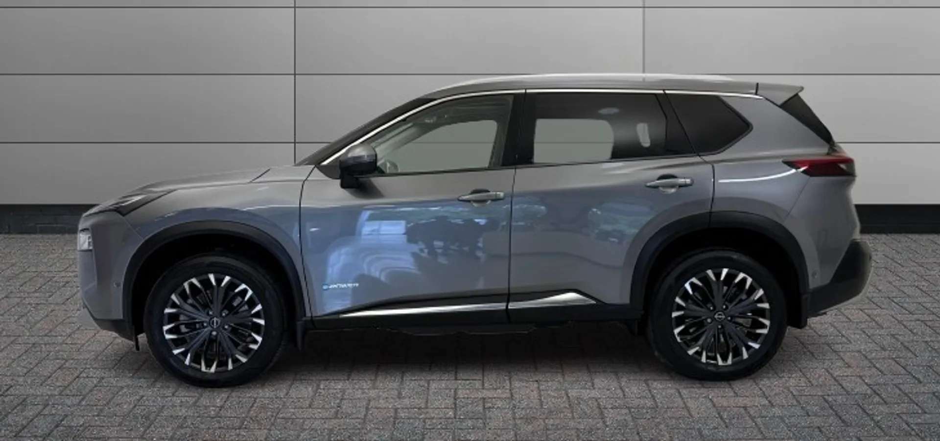 A 2025 NISSAN X-TRAIL 1.5 E-Power 204 Tekna 5dr Xtronic A 2025 NISSAN X-TRAIL 1.5 E-Power 204 Tekna 5dr Xtronic