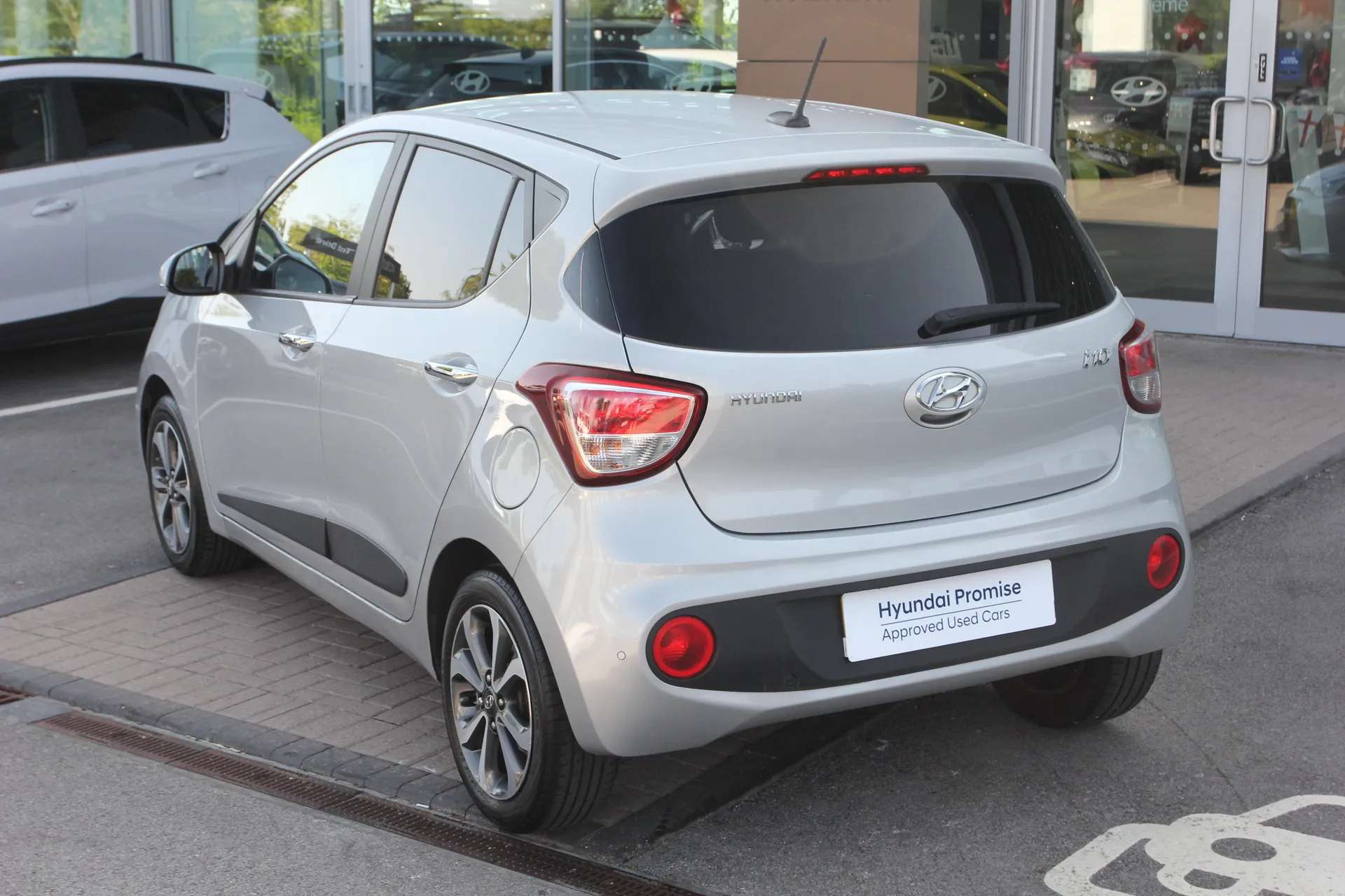 A 2020 HYUNDAI I10 1.2 Premium SE 5dr Auto A 2020 HYUNDAI I10 1.2 Premium SE 5dr Auto