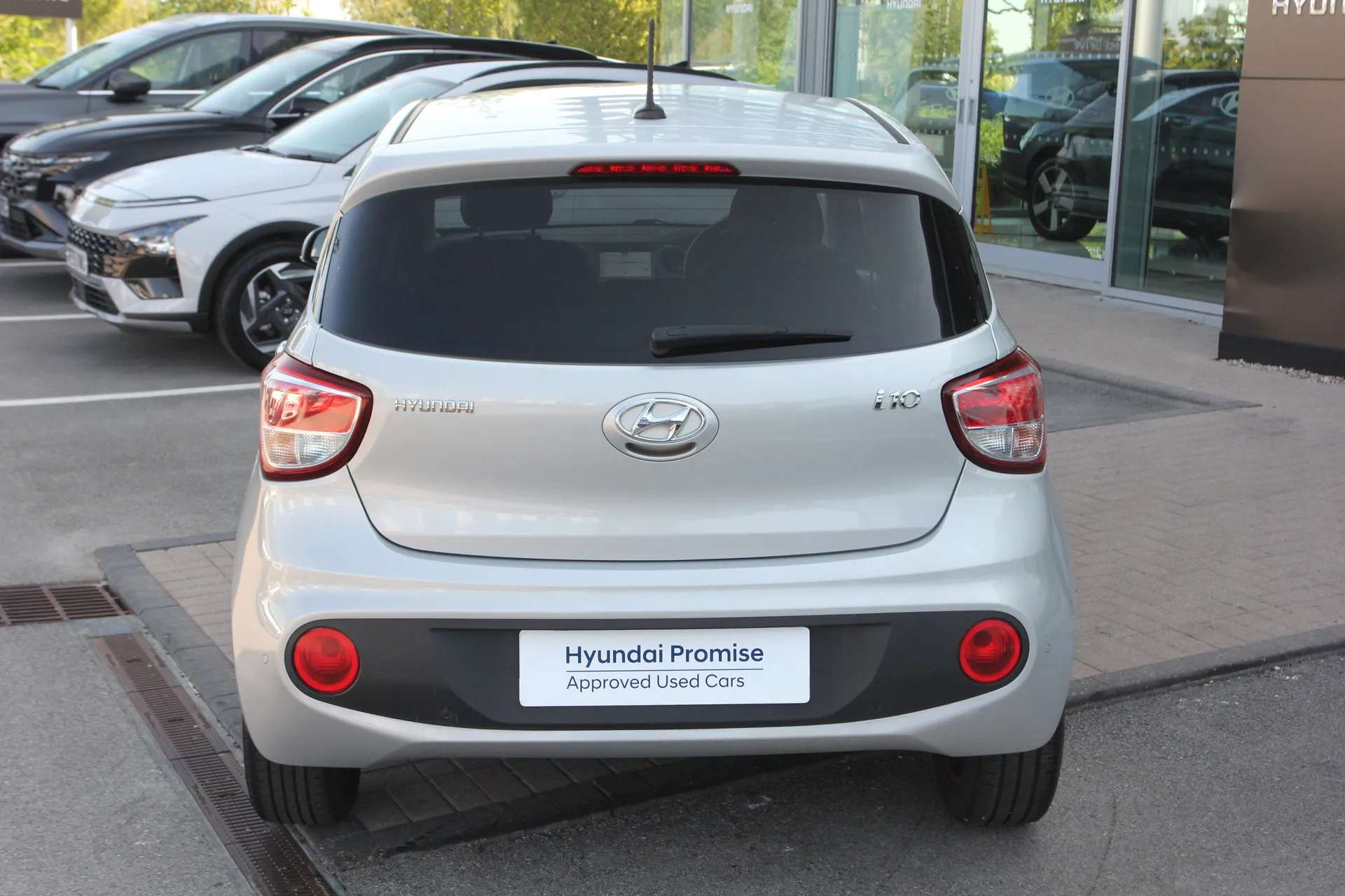 A 2020 HYUNDAI I10 1.2 Premium SE 5dr Auto A 2020 HYUNDAI I10 1.2 Premium SE 5dr Auto